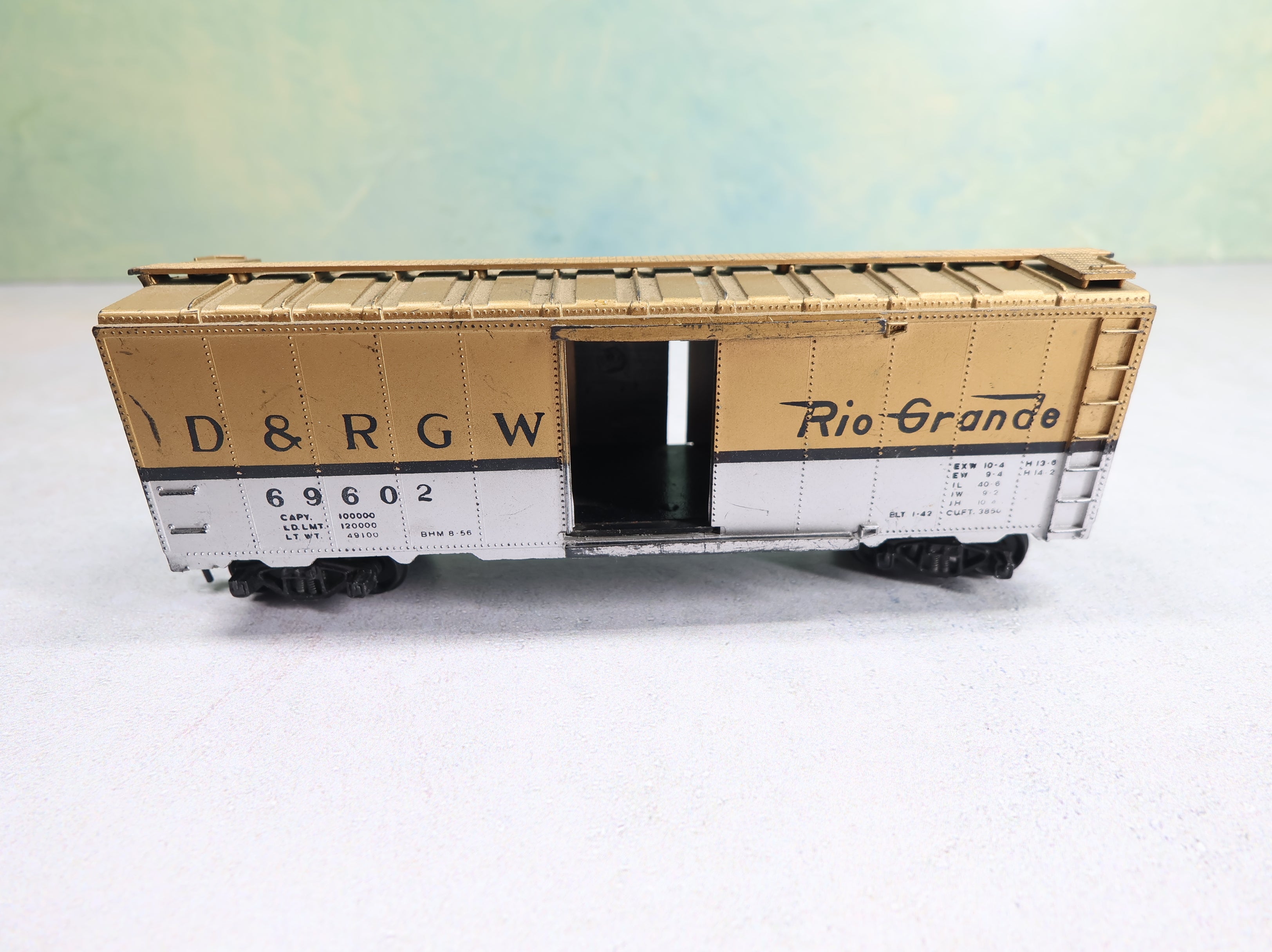 USED HOTCO HO Scale 40' Steel Box Car Rio Grande D&RGW #69602 Missing Door
