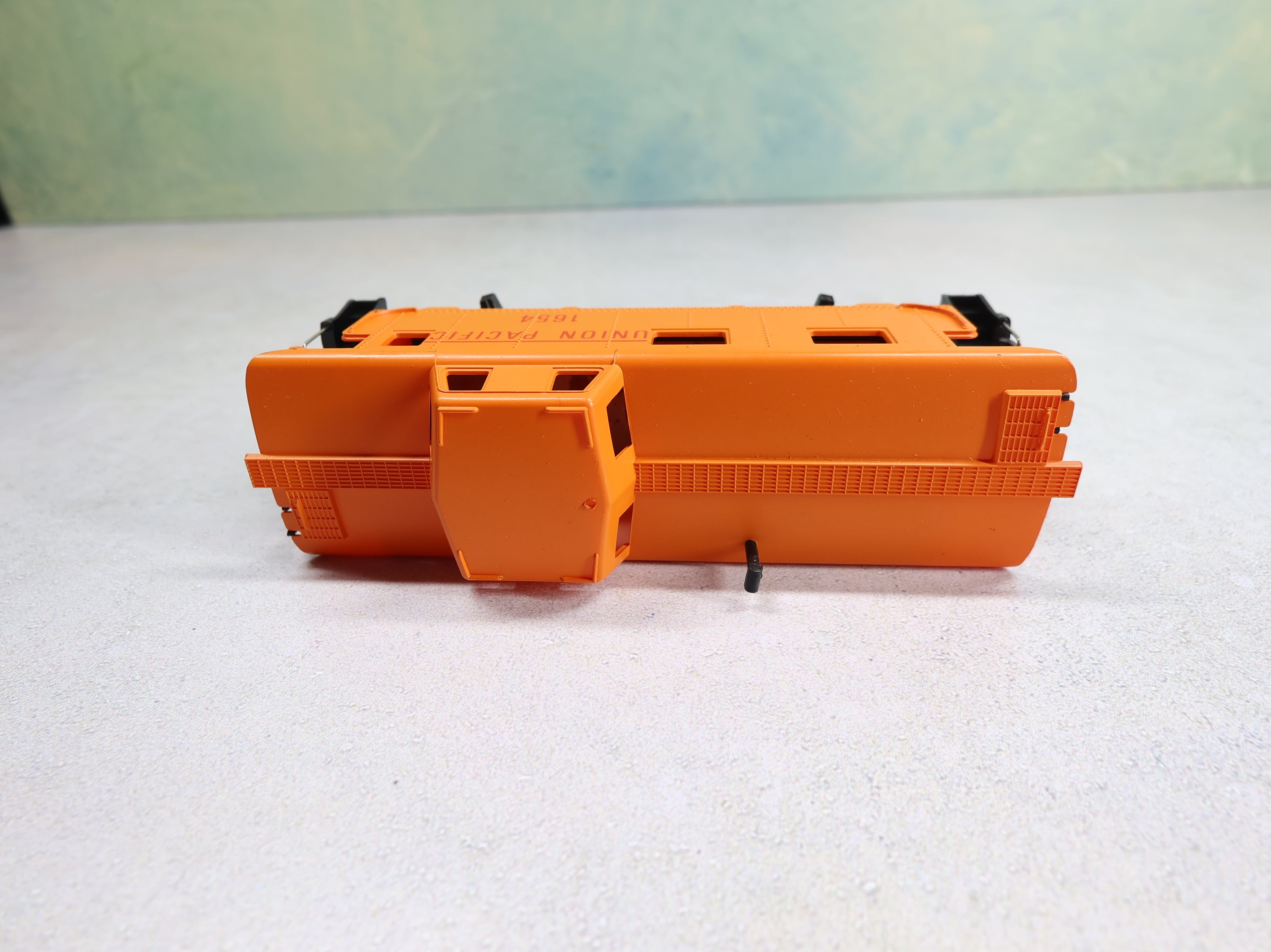 USED Tyco HO Scale Caboose Union Pacific #1654