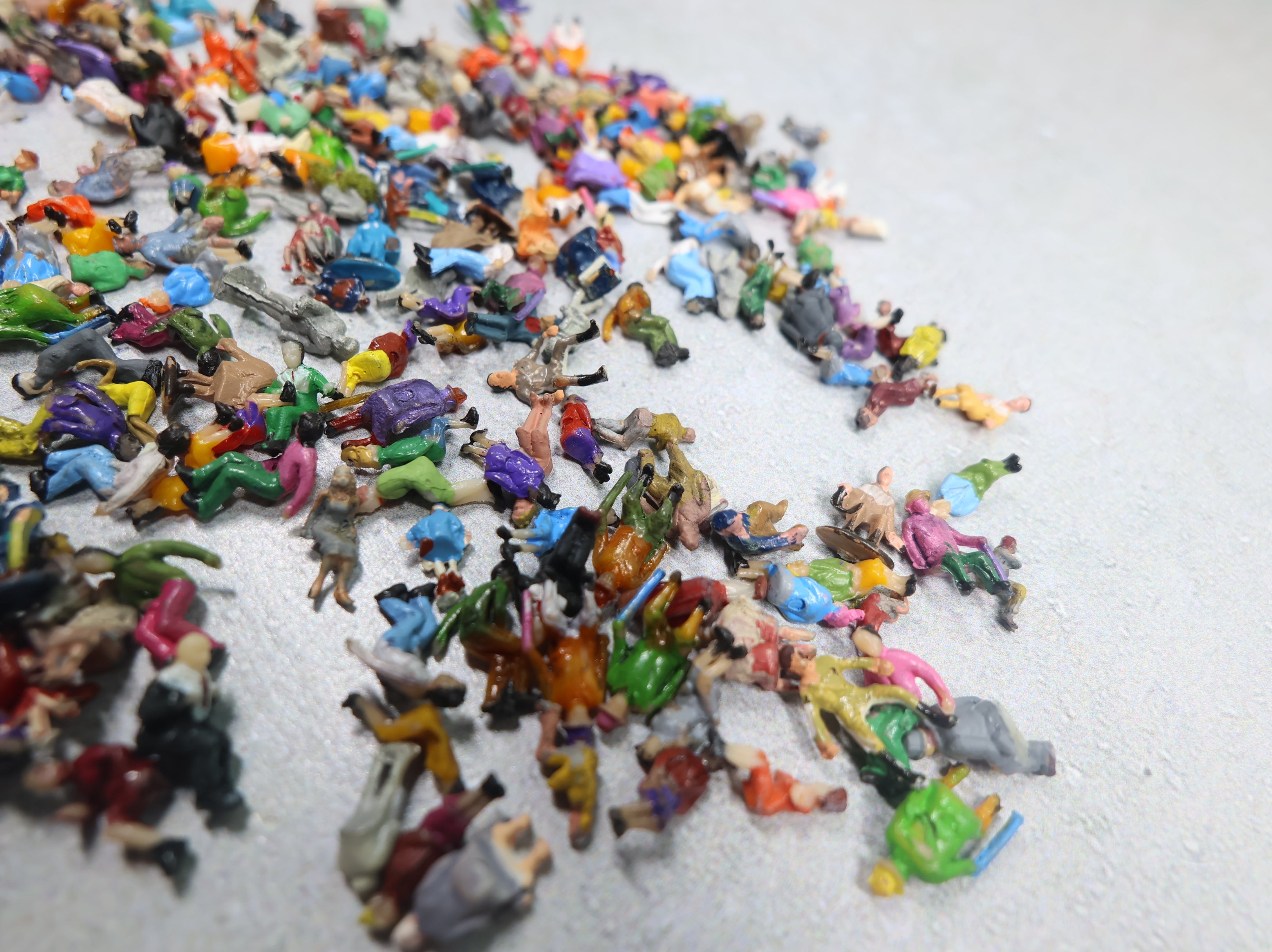 USED N Scale Large lot of Painted Seated People