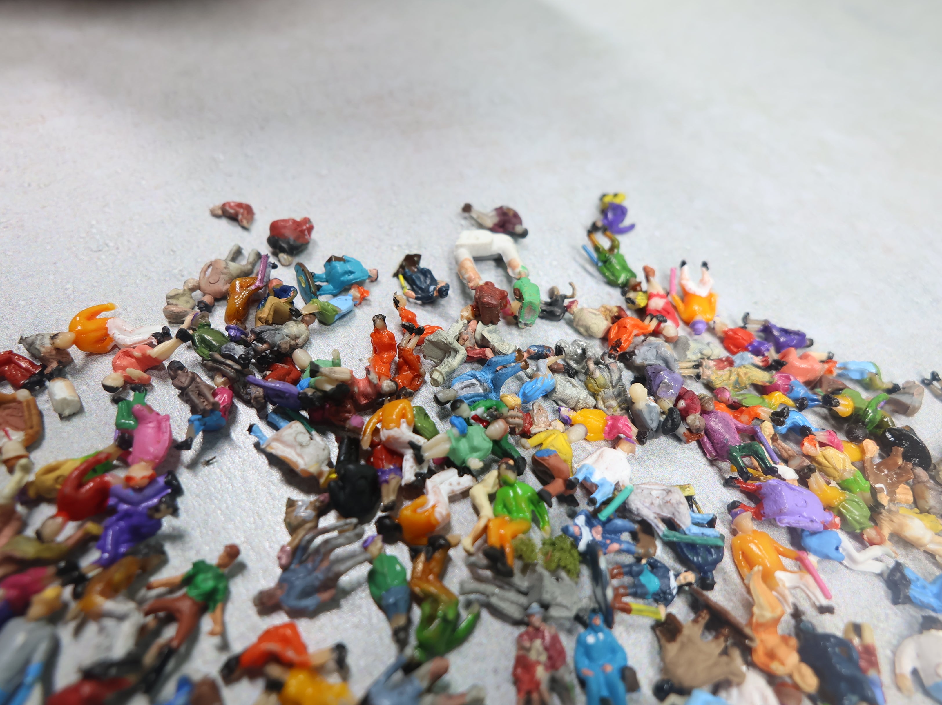 USED N Scale Large lot of Painted Seated People