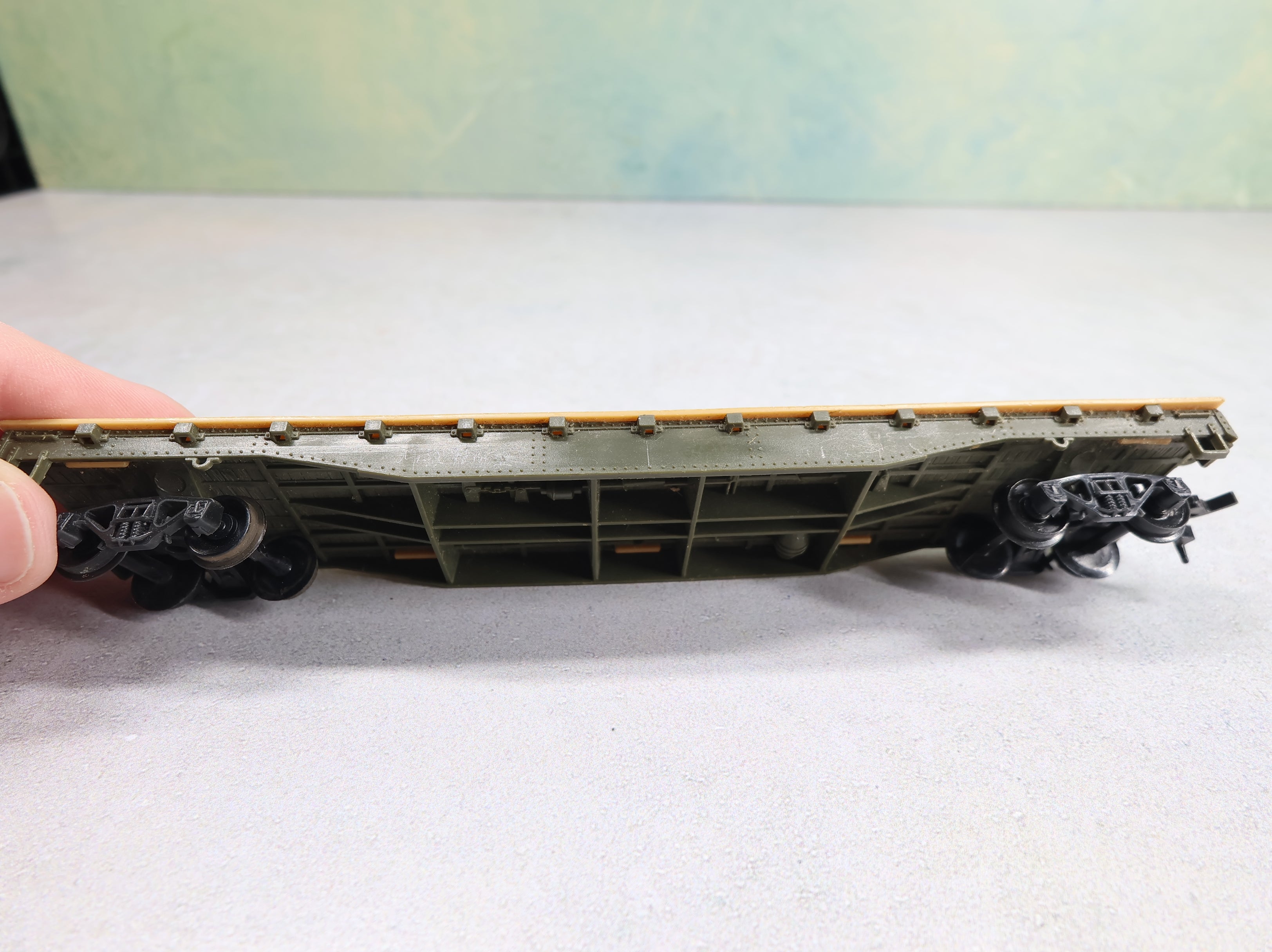 USED Tyco HO Scale 50' Flat Car Undecorated