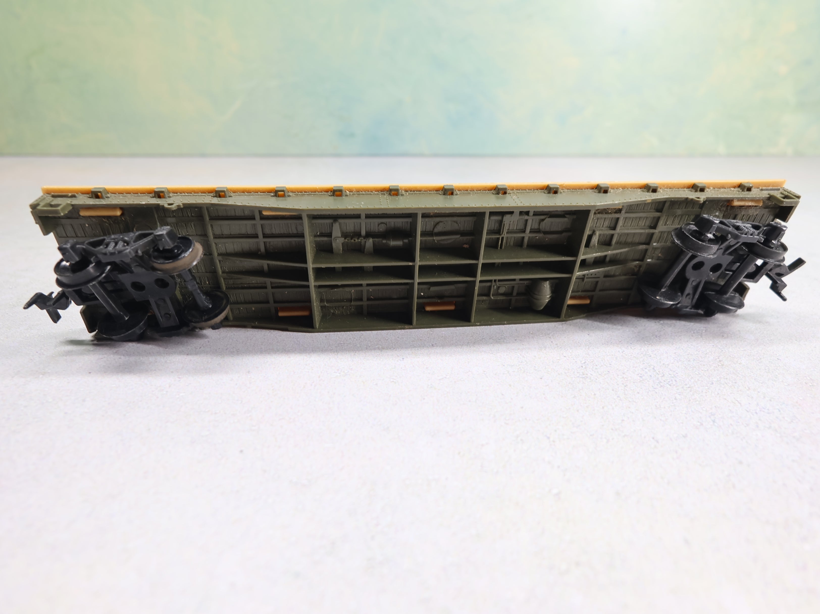 USED Tyco HO Scale 50' Flat Car Undecorated