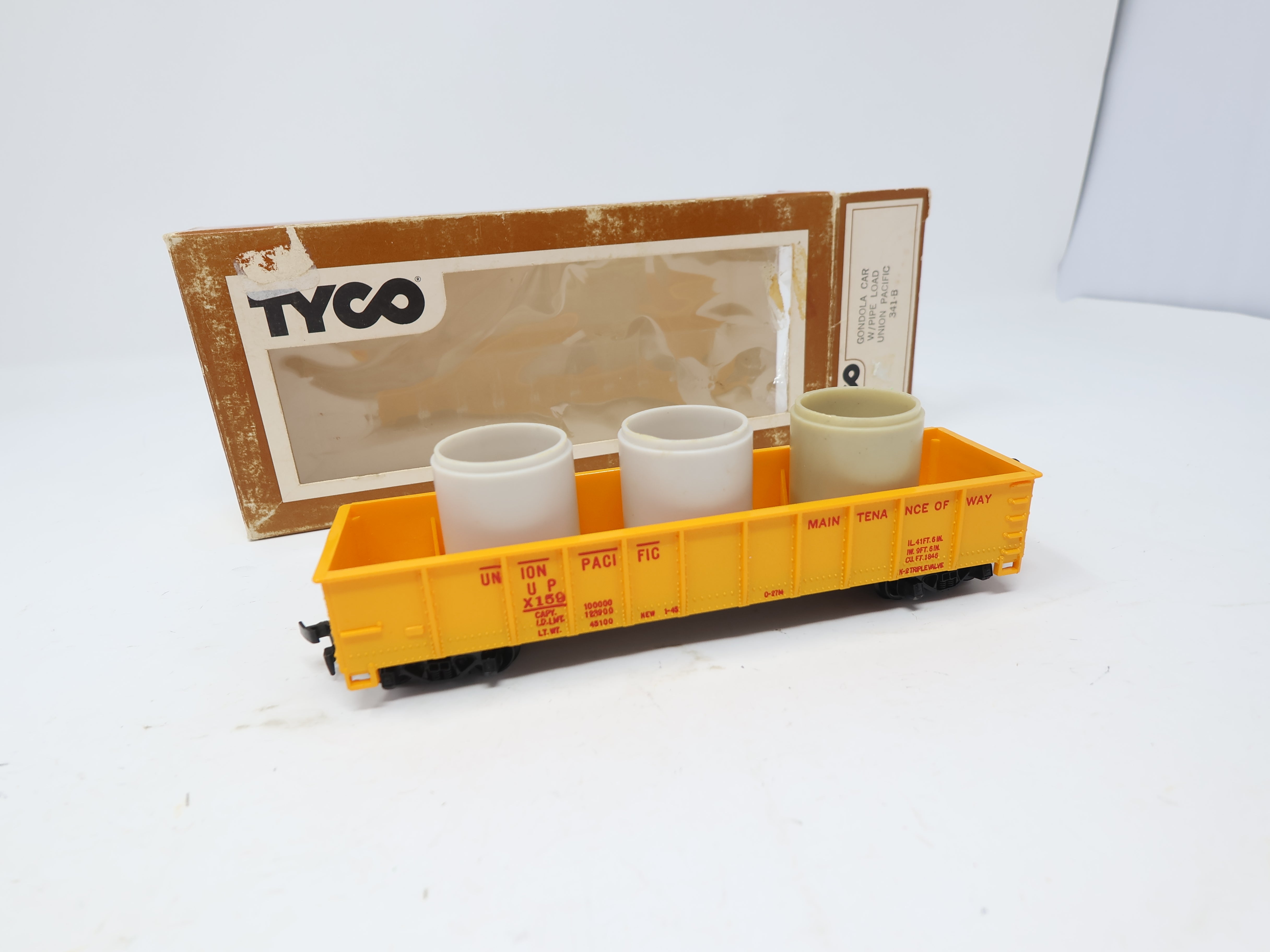 USED Tyco HO Scale, Gondola w/ Pipe Load, Union Pacific UP #X159