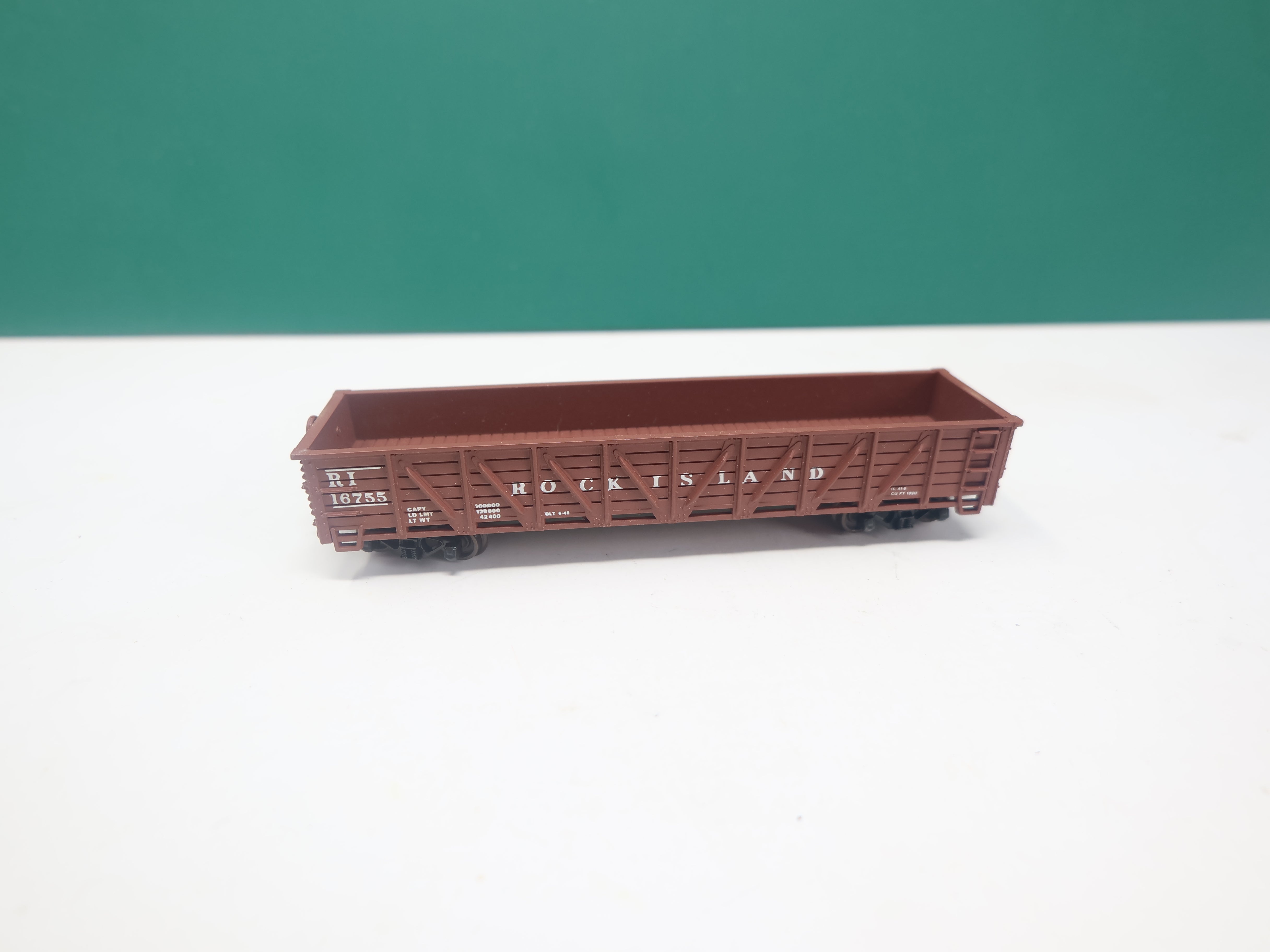 USED Walthers N Scale, Gondola, Rock Island RI #16755