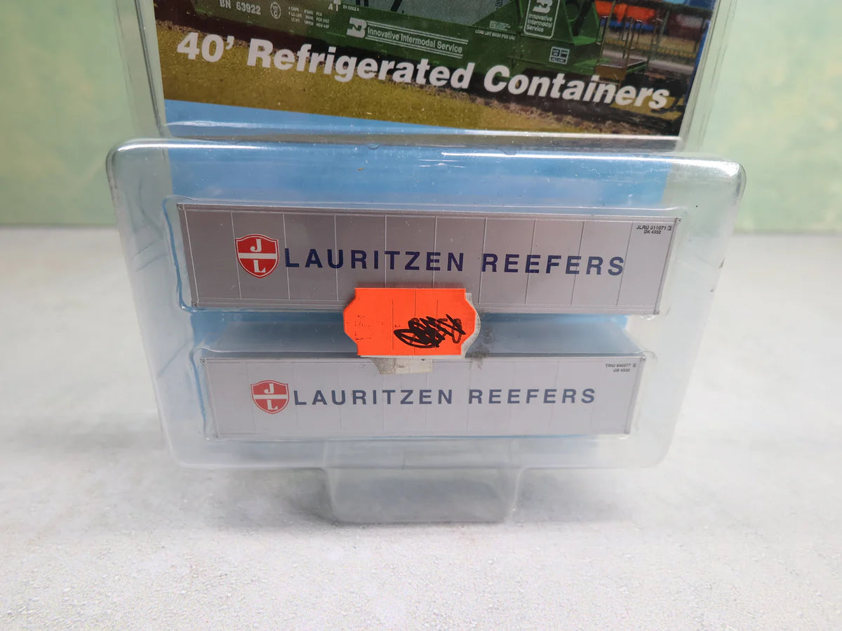 Deluxe 4250 N Scale 40' Refrigerated Containers Lauritzen Reefers (2 pcs)