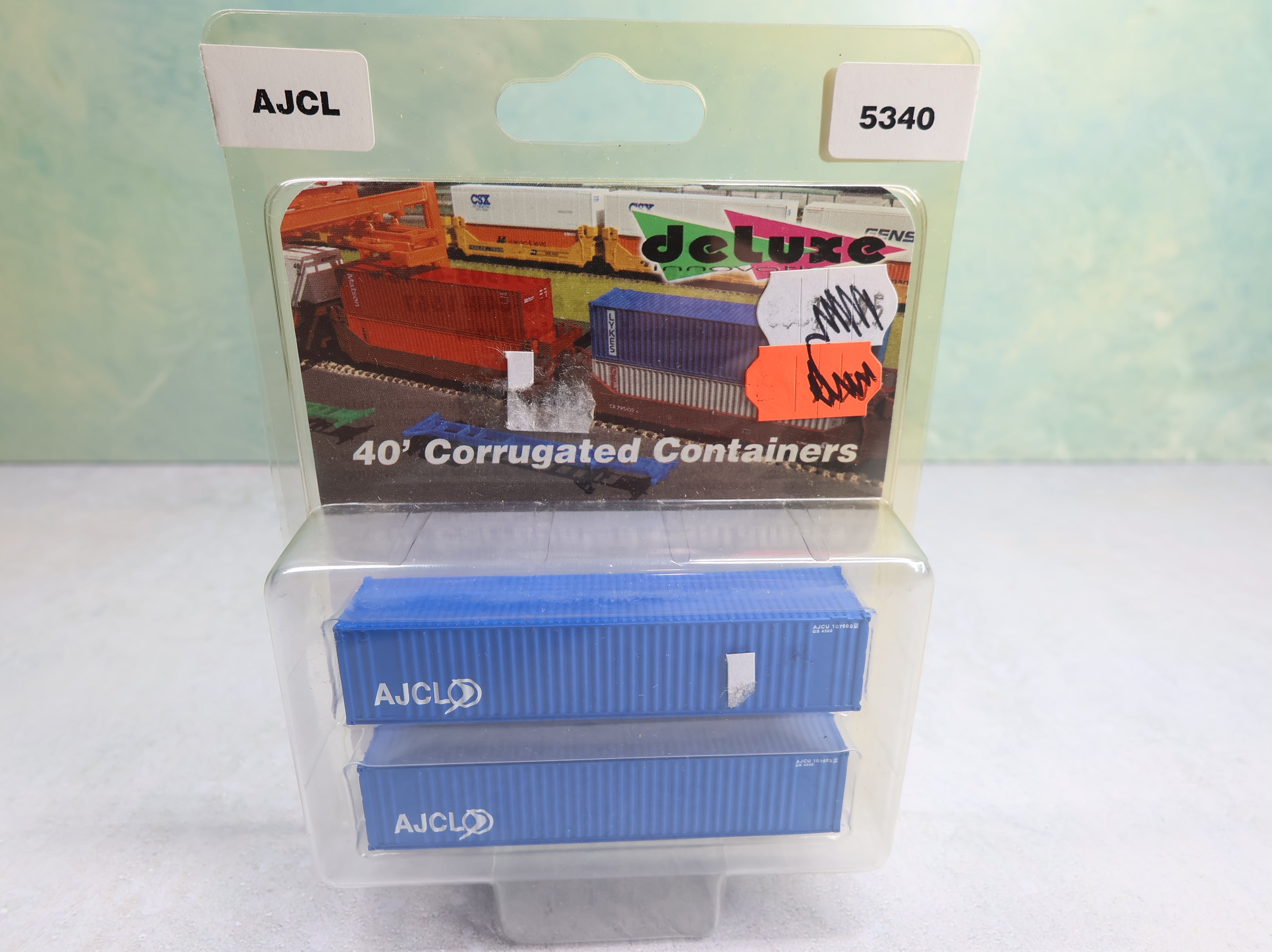 USED Deluxe 5340 N Scale 40' Corrugated Containers AJCL