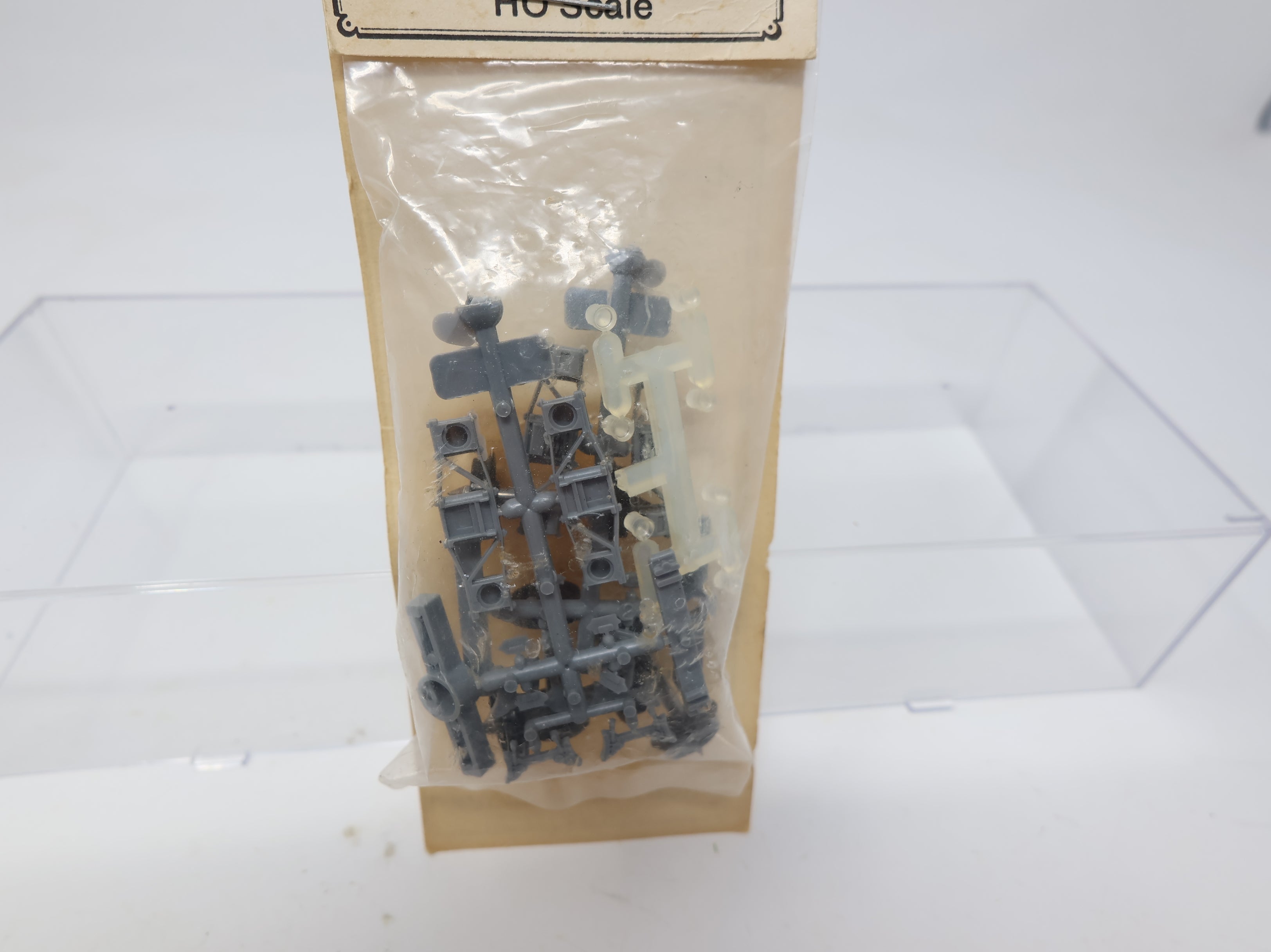 USED Tichy Train Group 3002 HO Scale Arch Bar Trucks Heavy Duty (1pair)