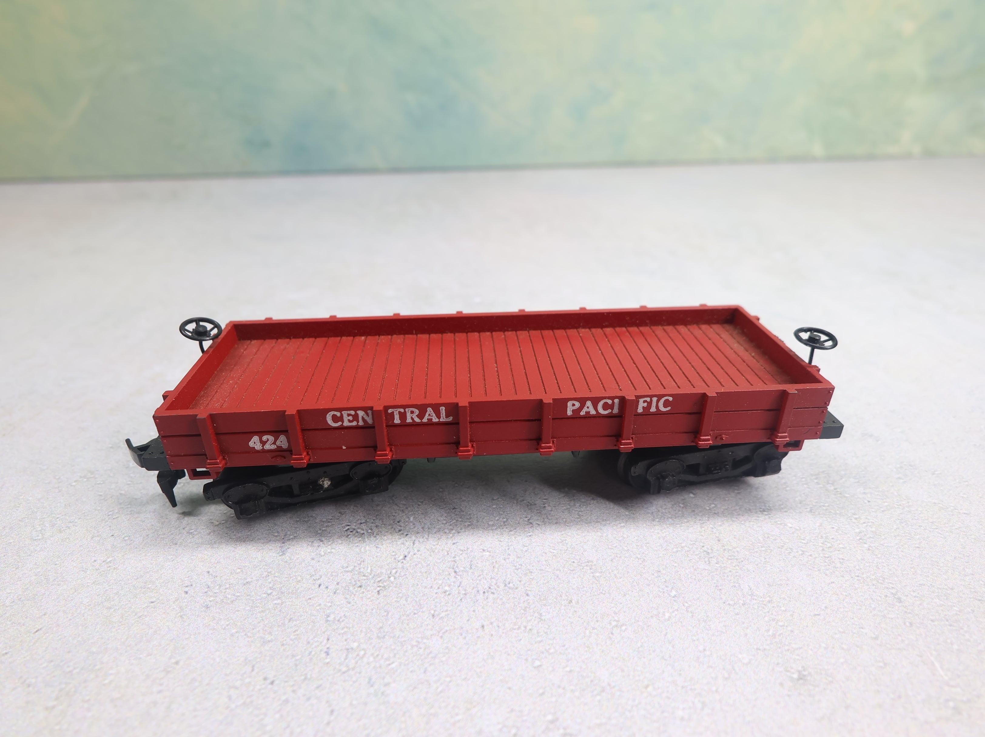 USED Mantua HO Scale Old Time Gondola Central Pacific #424