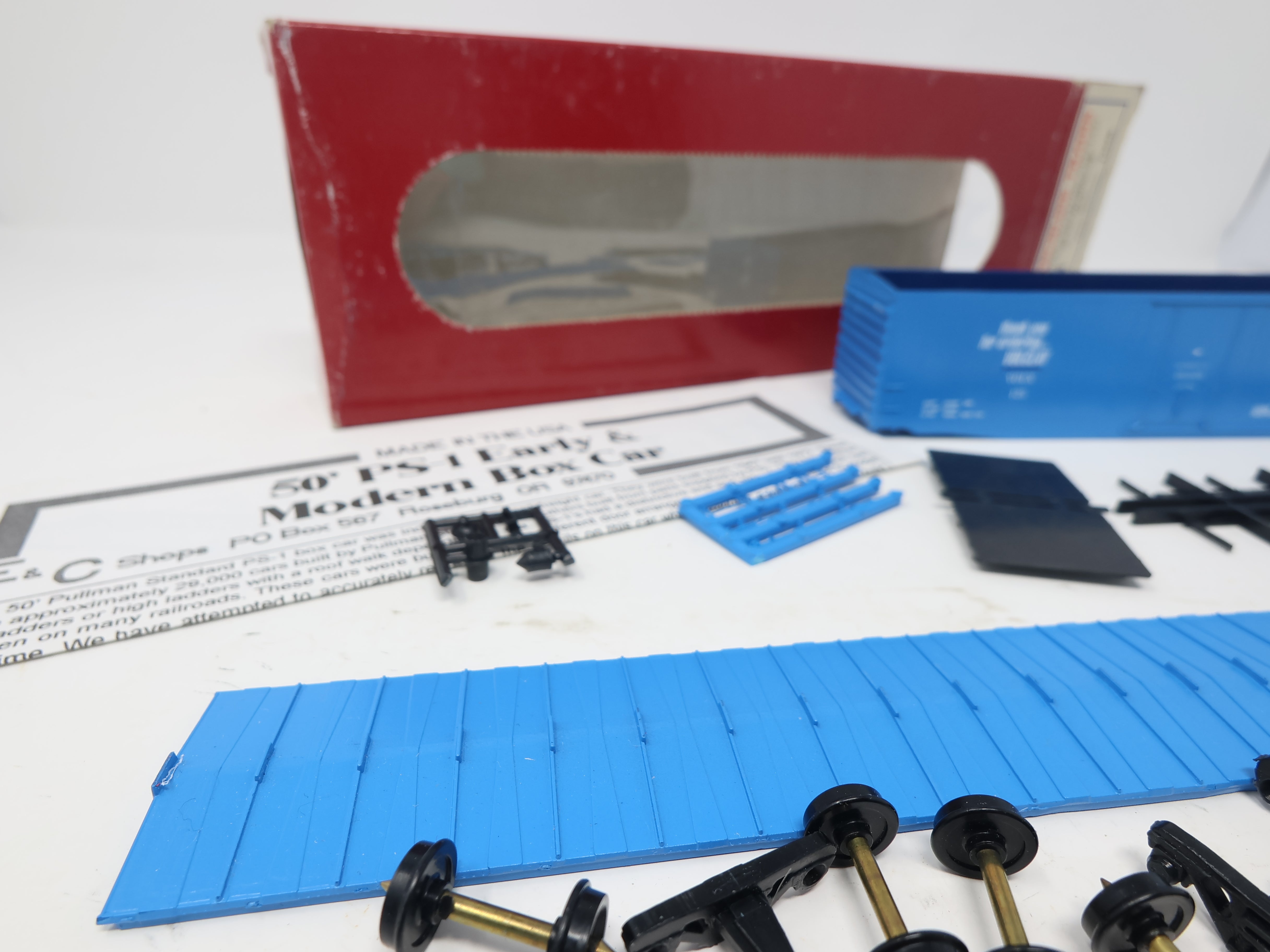 USED Branchline HO Scale, 50' PS1 Box Car, American Colloid VOLX #125 (KIT)