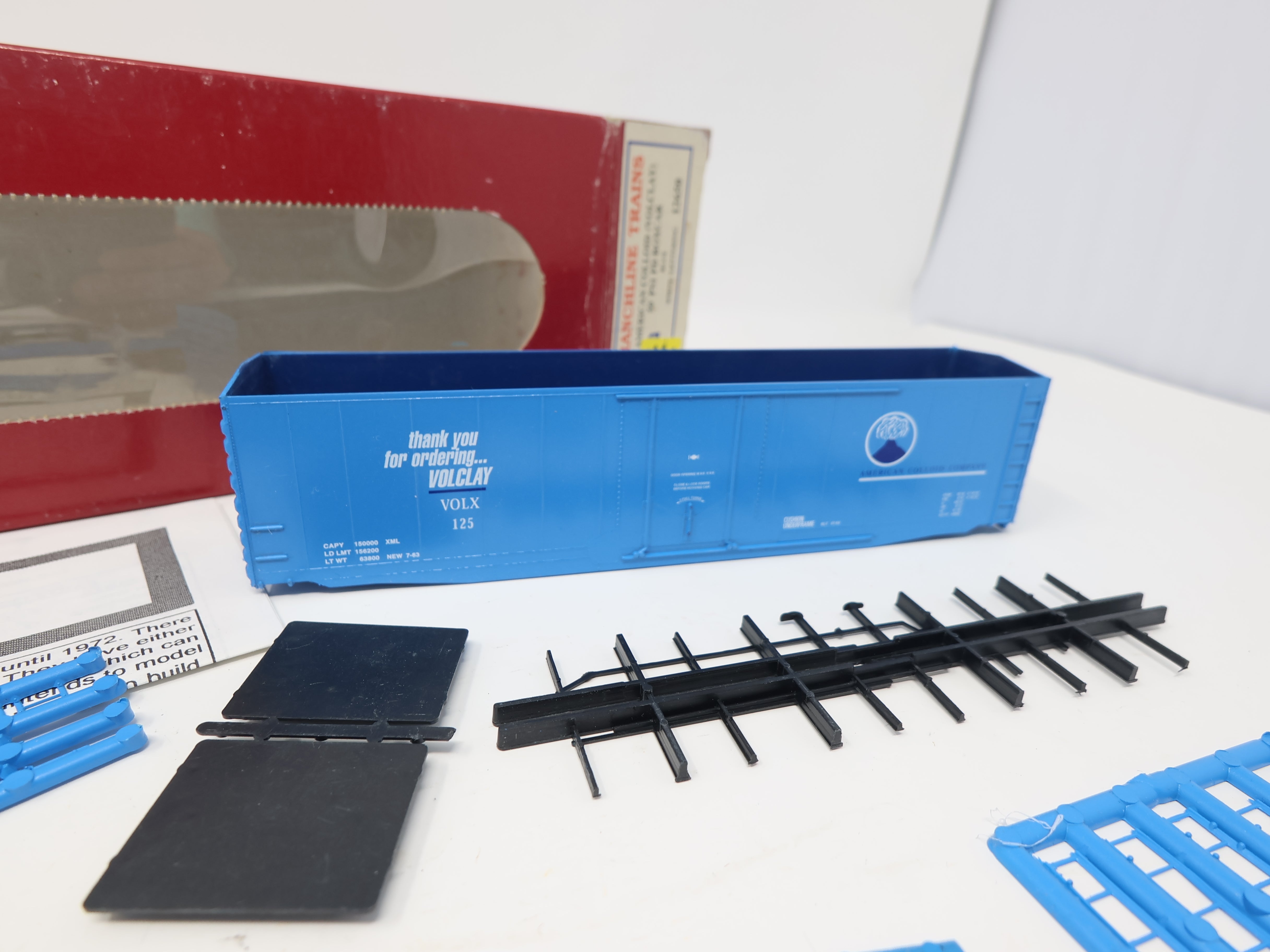 USED Branchline HO Scale, 50' PS1 Box Car, American Colloid VOLX #125 (KIT)
