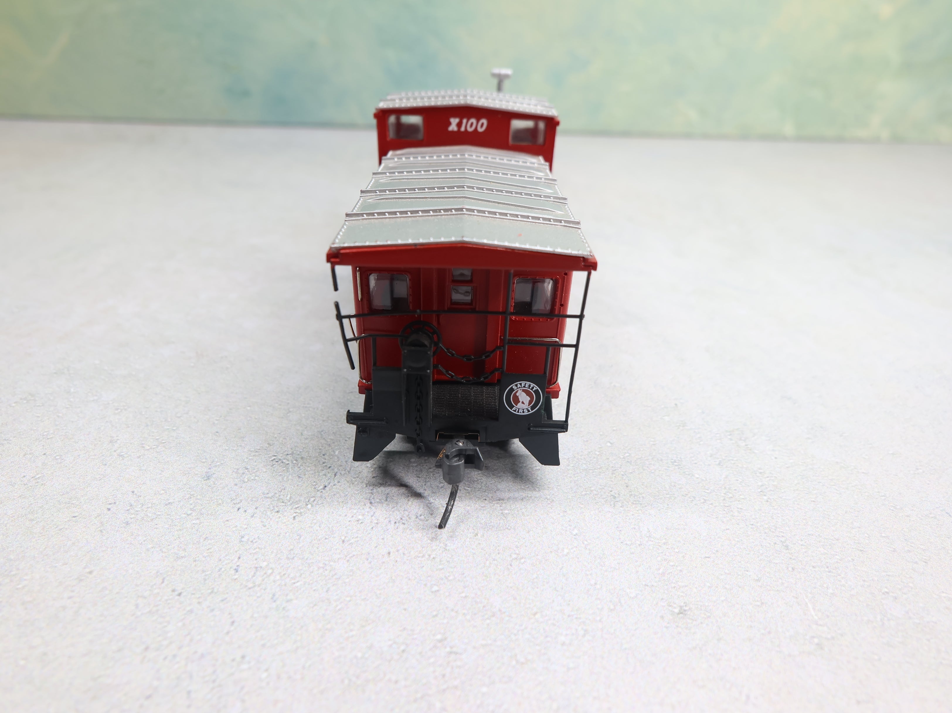 USED Atlas HO Scale Caboose Great Northern #X100