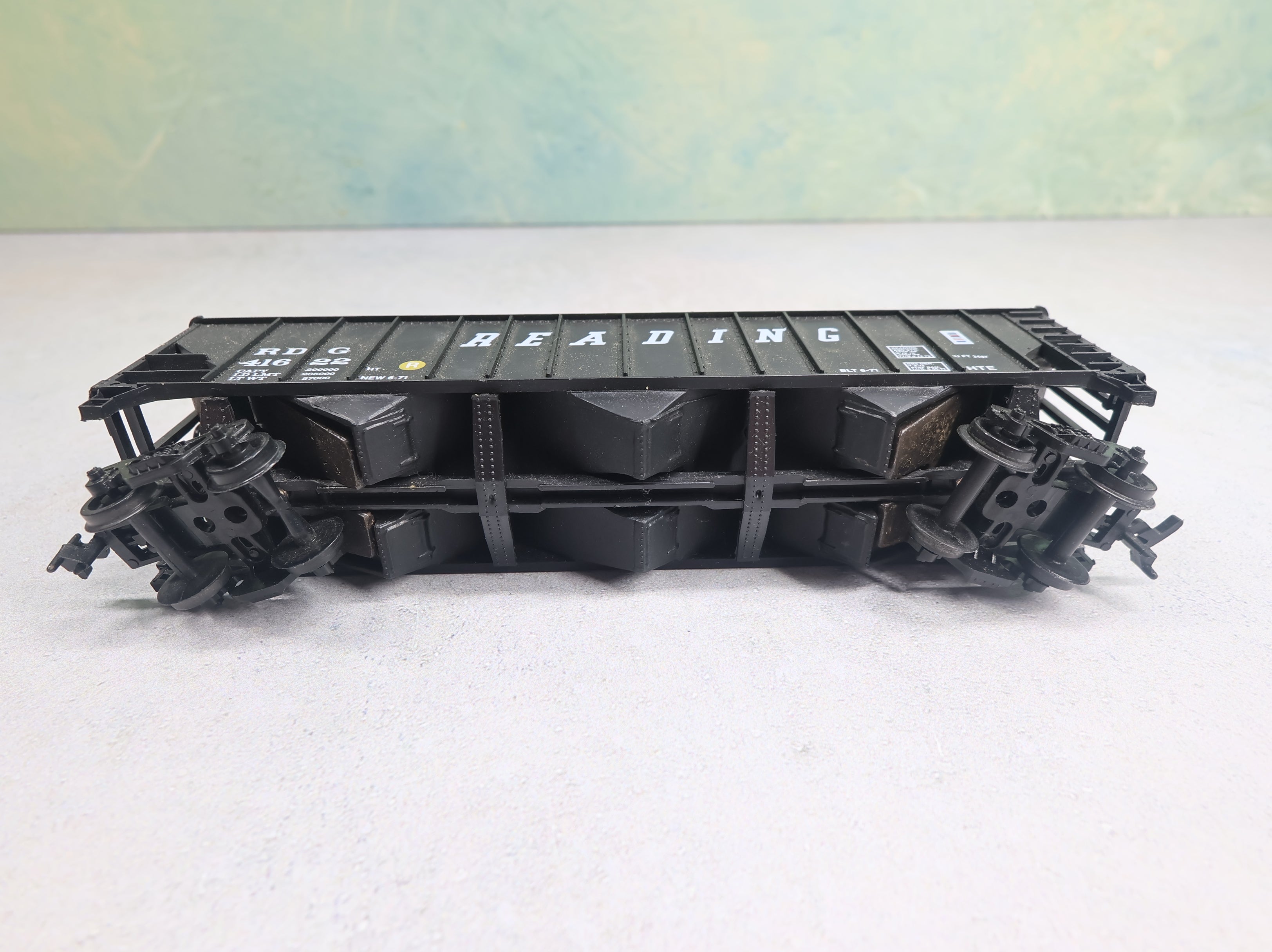 USED Life-Like HO Scale 100 Ton 3 Bay Hopper Reading RDG #41622