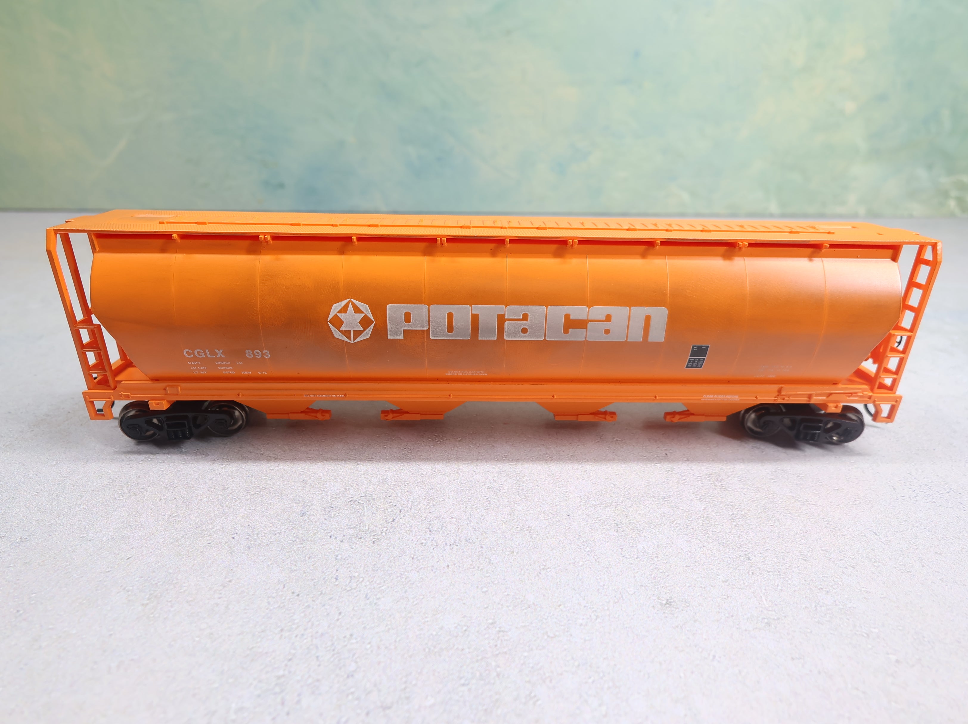 USED Bachmann HO Scale Cylindrical Grain Hopper Potacan CGLX #893 Weathered