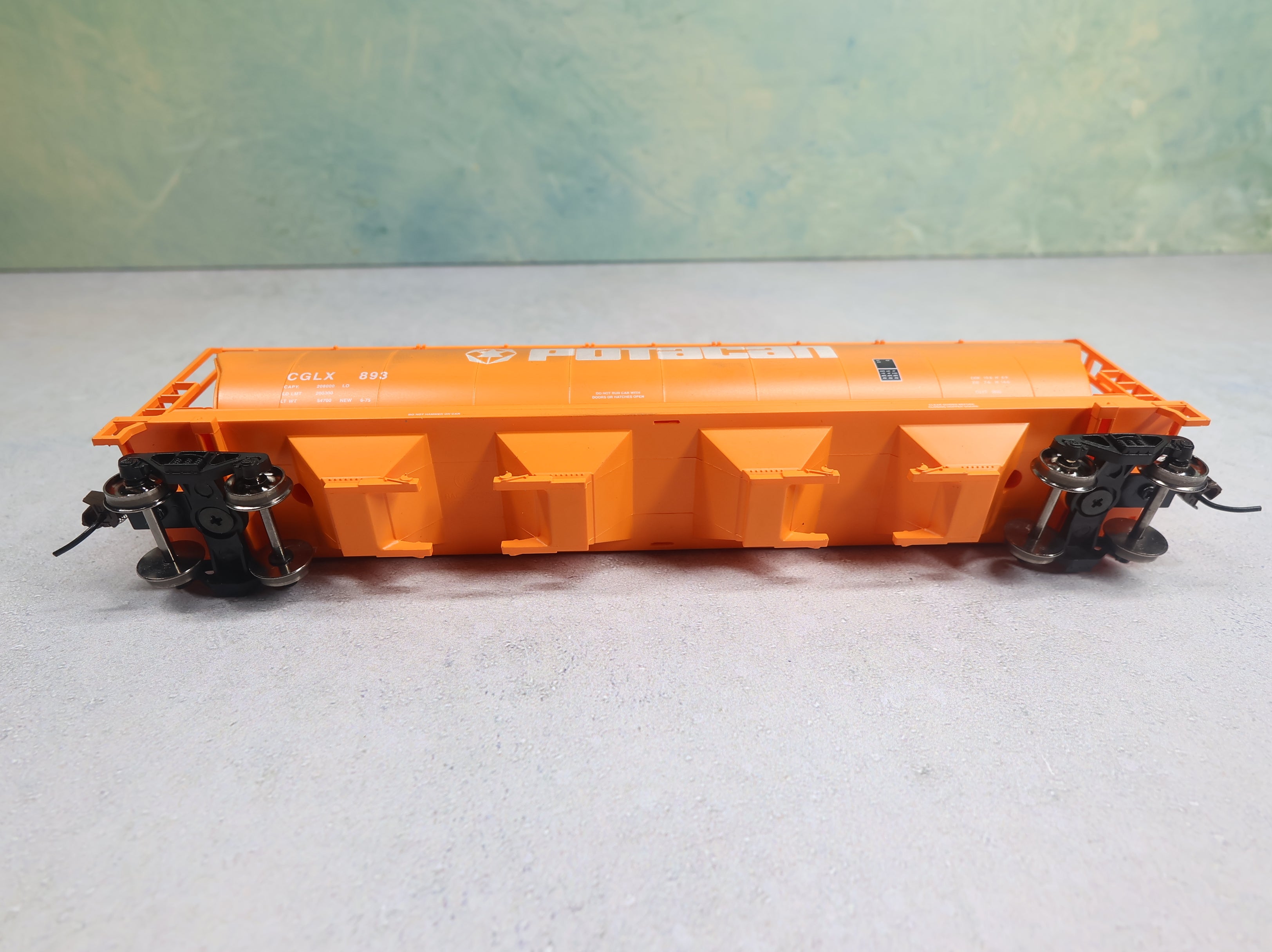 USED Bachmann HO Scale Cylindrical Grain Hopper Potacan CGLX #893 Weathered
