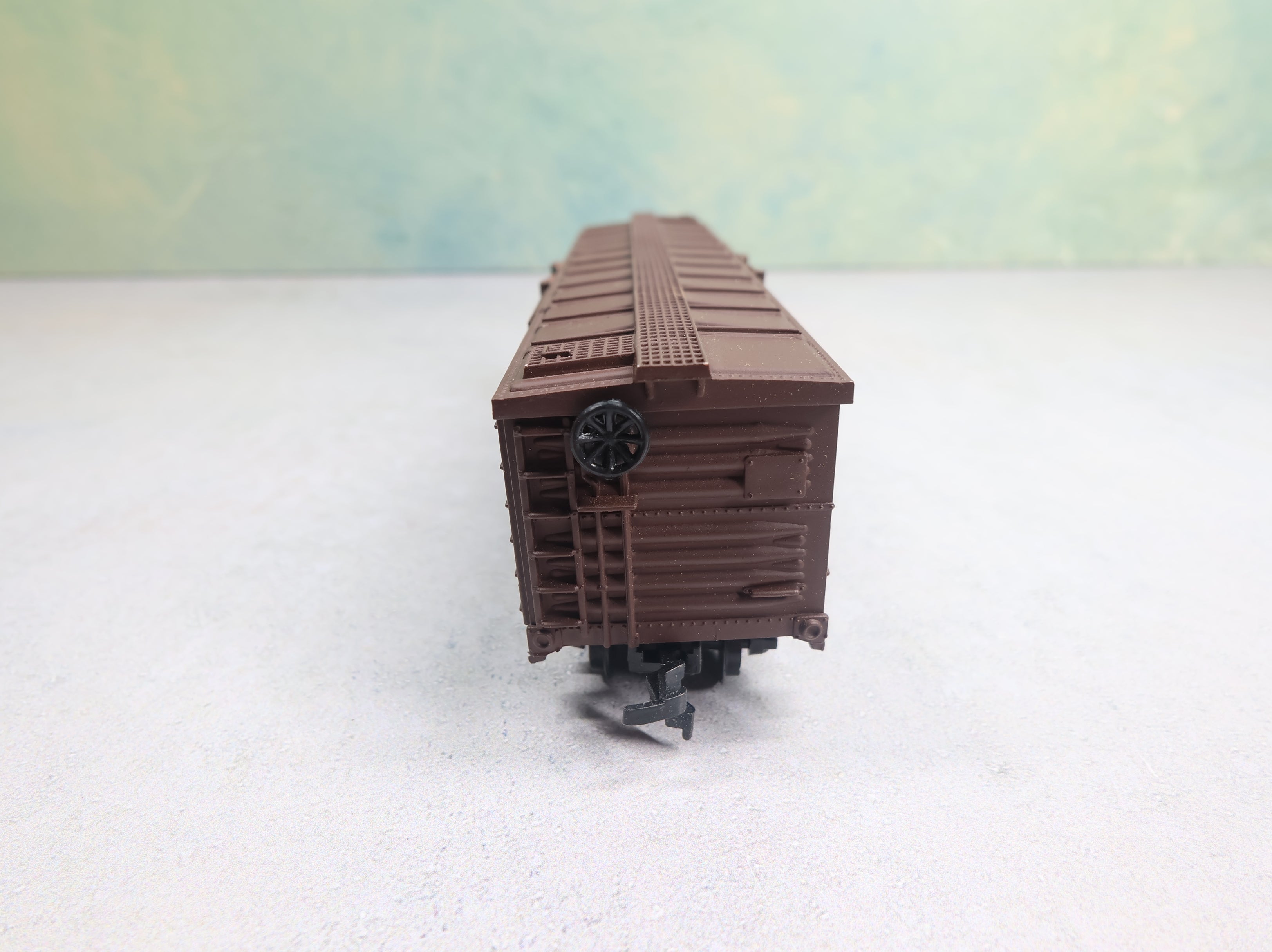 USED Life-Like HO Scale 40' Cattle Stock Car New York Central NYC #27303