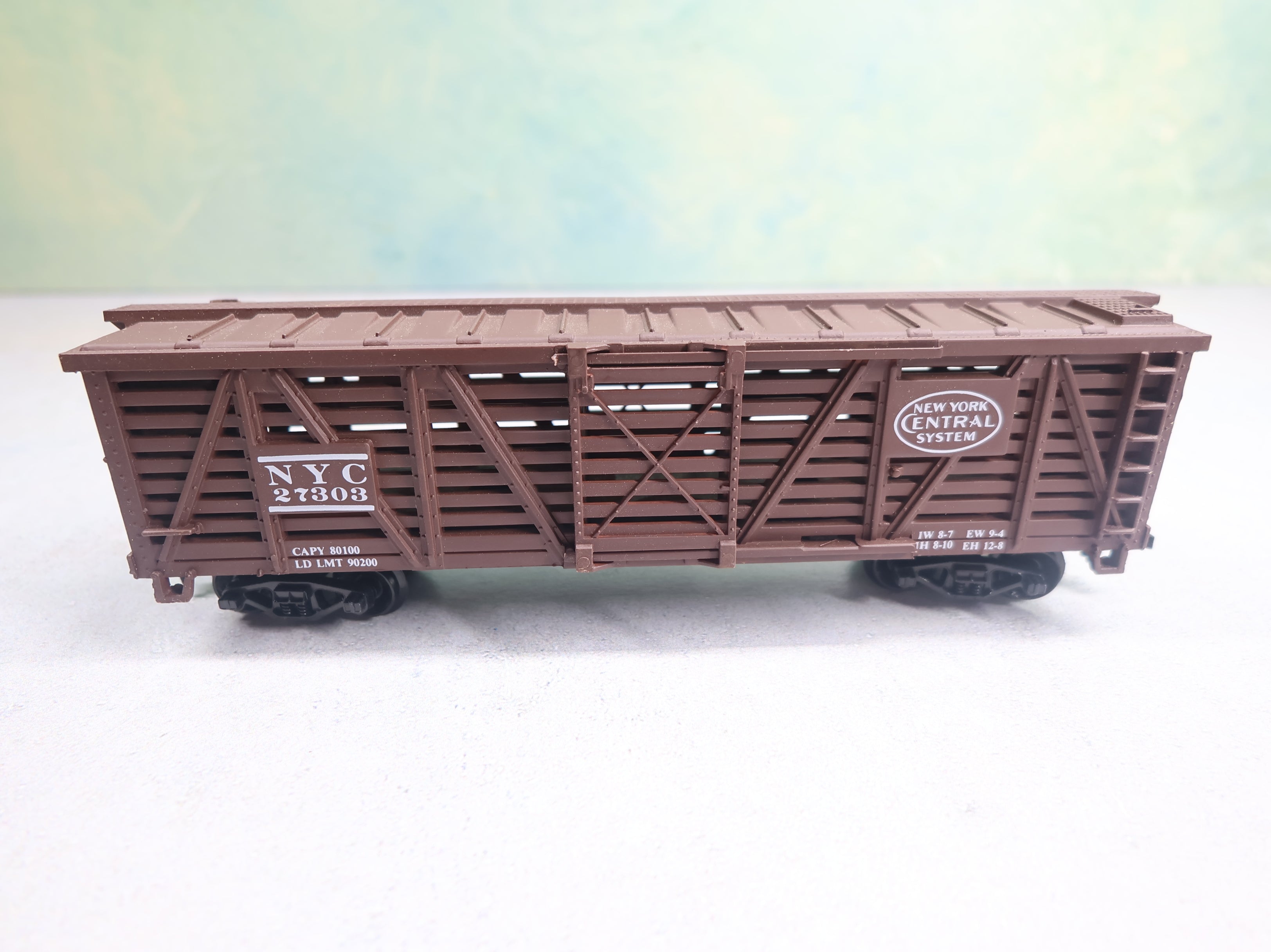 USED Life-Like HO Scale 40' Cattle Stock Car New York Central NYC #27303
