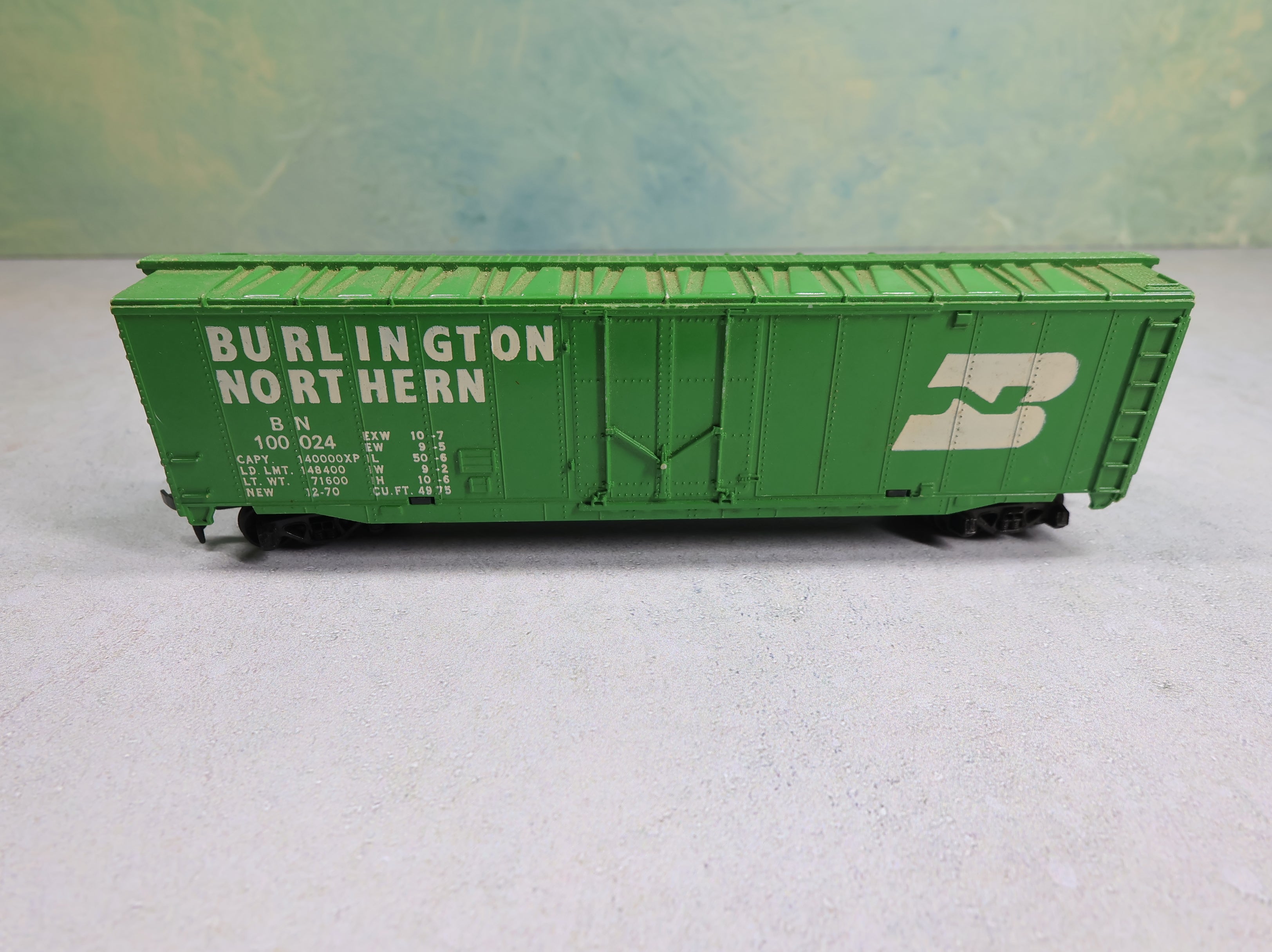 USED Tyco HO Scale 50' Box Car Burlington Northern BN #100024
