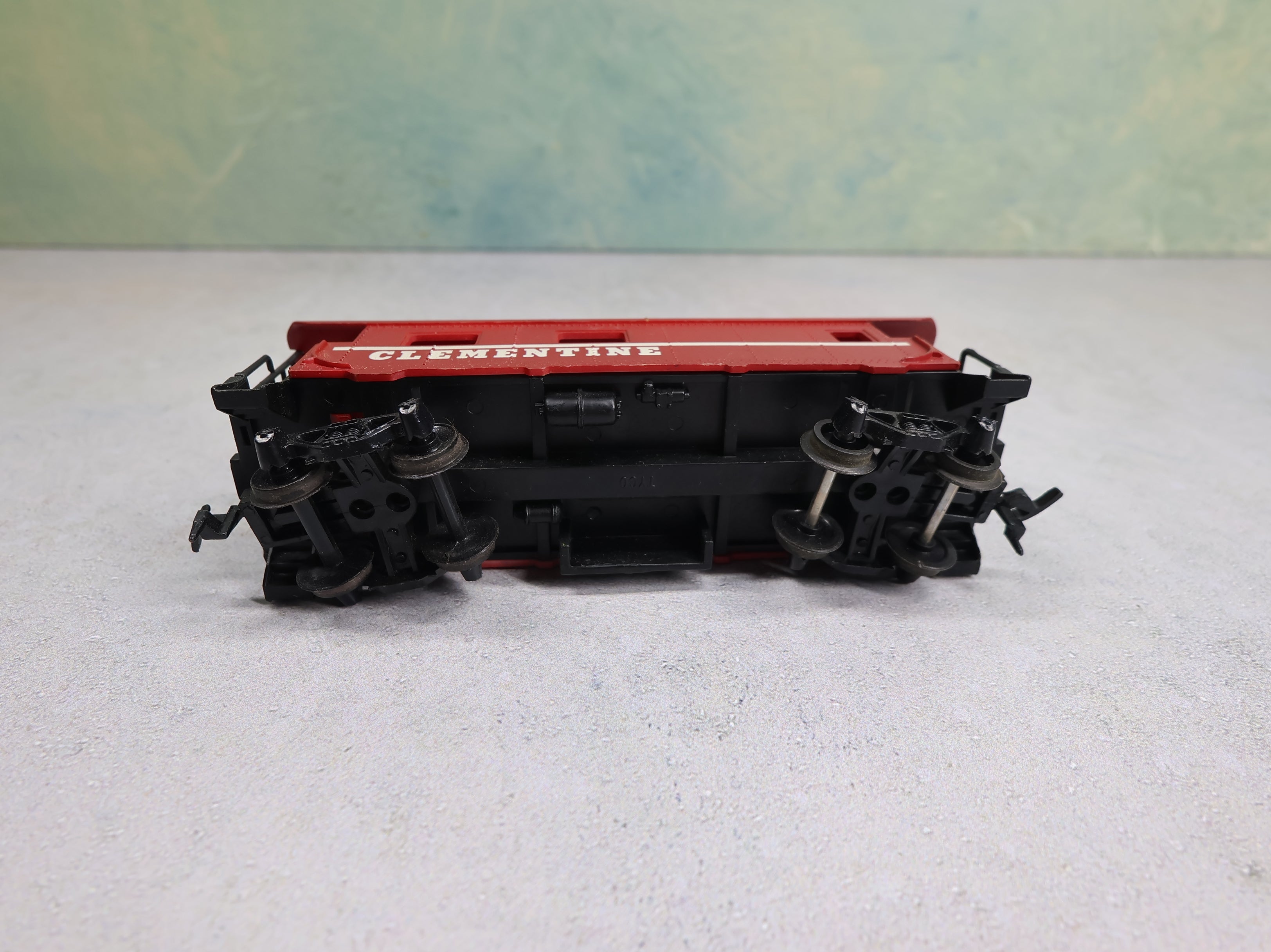 USED Tyco HO Scale Caboose Clementine