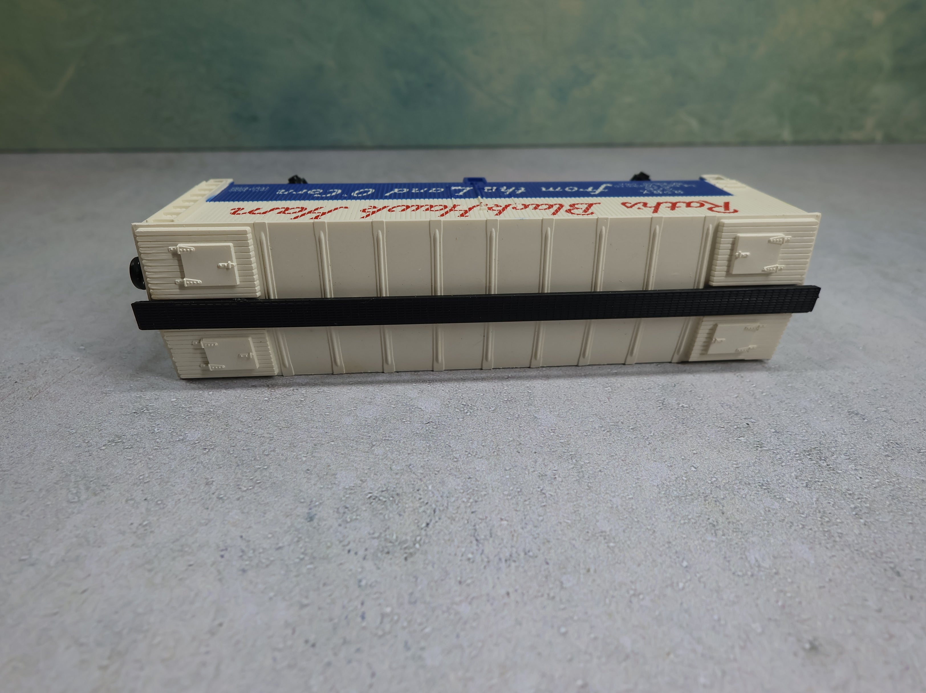 USED Mehano HO Scale 39' Wooden Reefer Box Car Rath Packing Black Hawk Ham