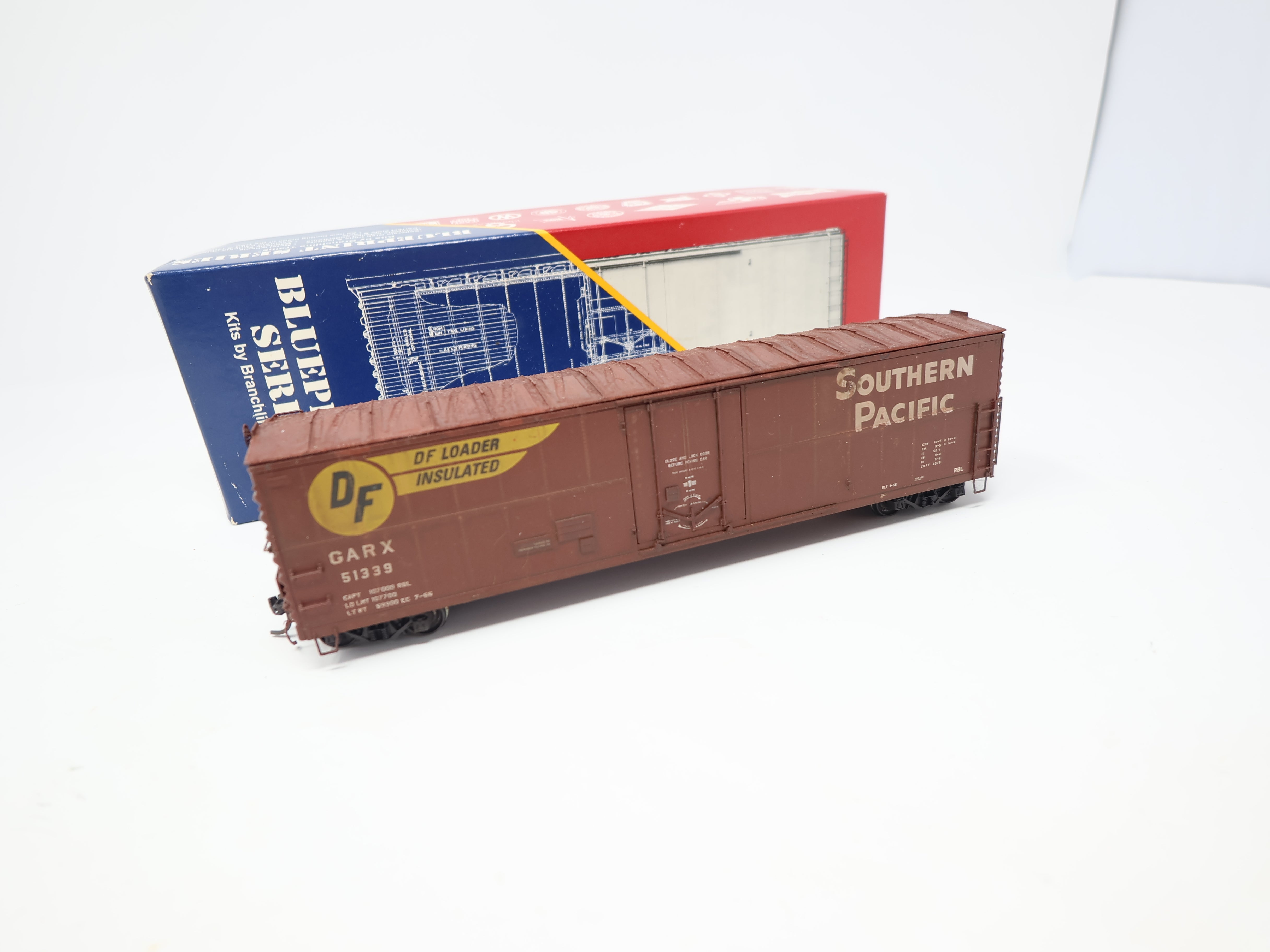 USED Branchline HO Scale, 50' Plug Door Box Car, Southern Pacific GARX #51339, Weathered