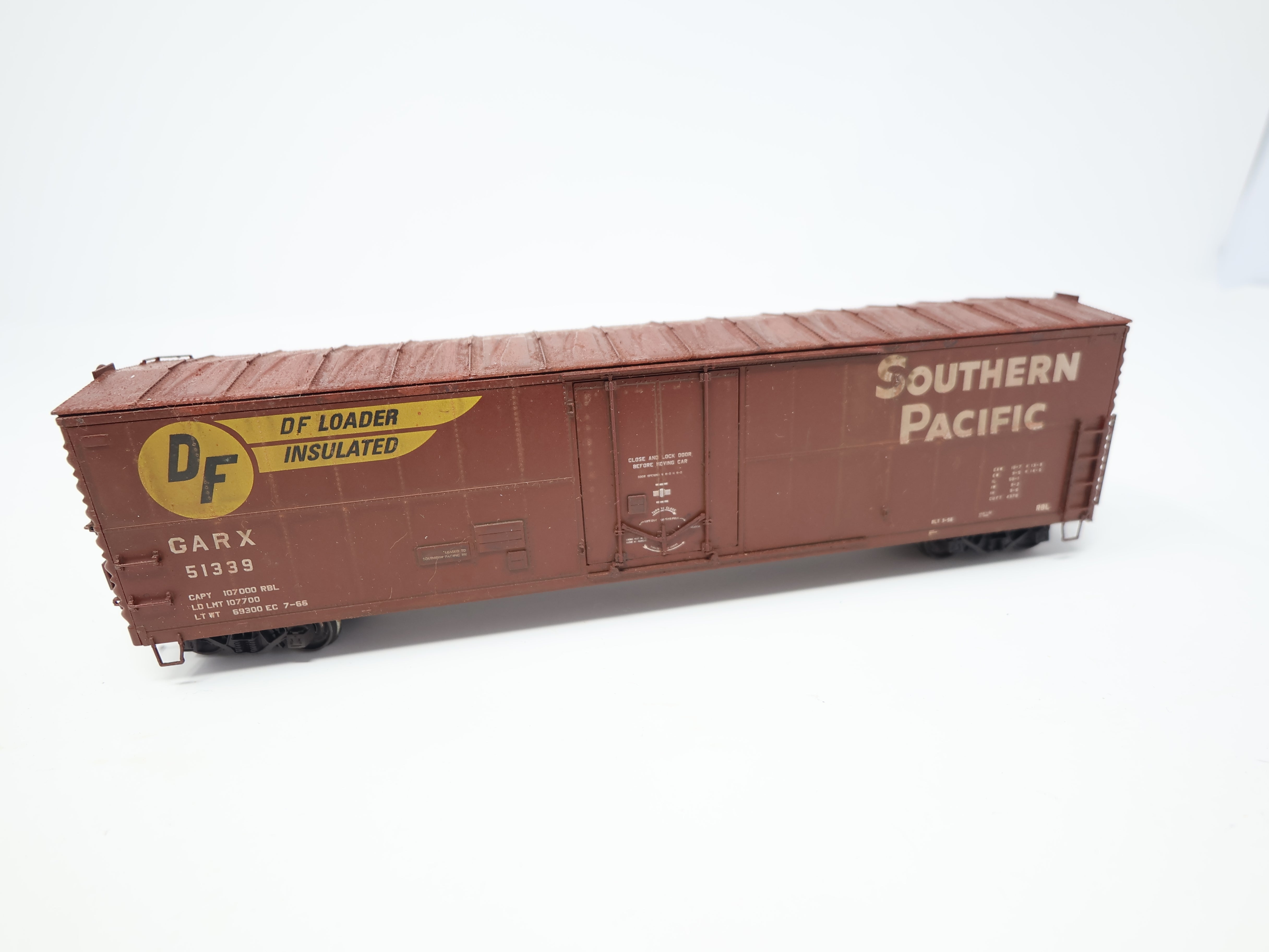 USED Branchline HO Scale, 50' Plug Door Box Car, Southern Pacific GARX #51339, Weathered
