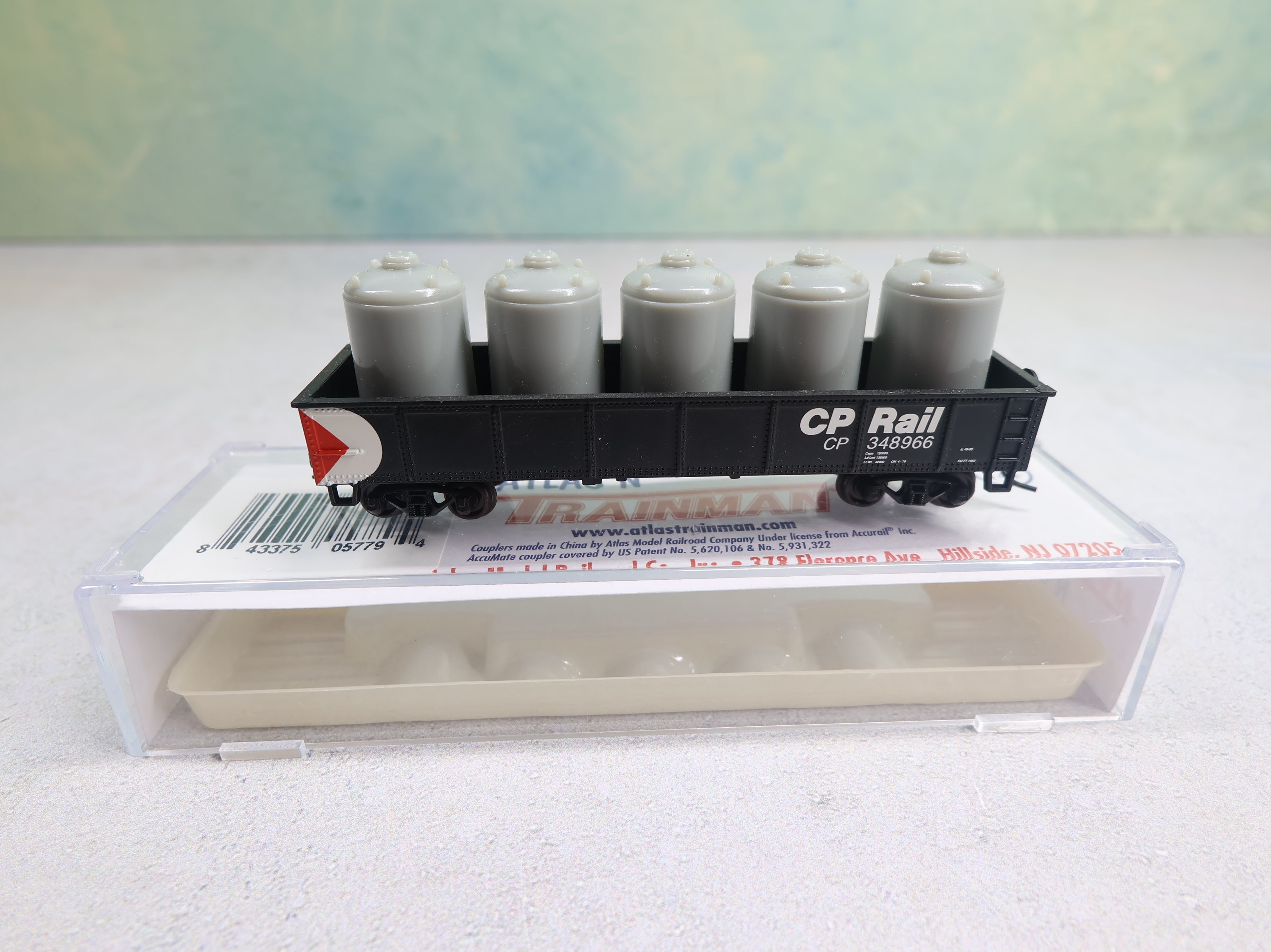 USED Atlas Trainman 50001361 N Scale 42' Gondola Canadian Pacific CP #348966 w/ Canister Load, Knuckle Couplers