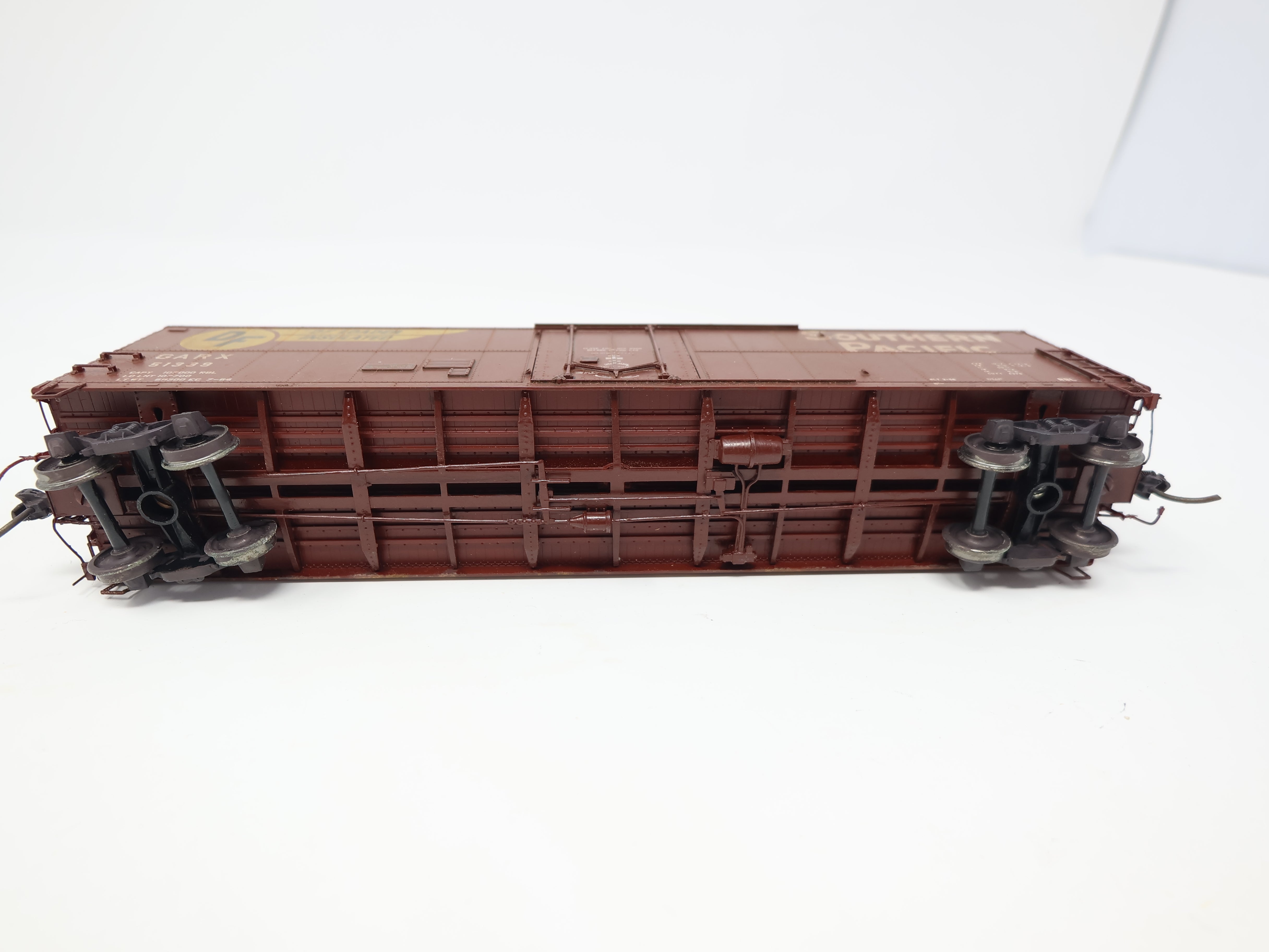 USED Branchline HO Scale, 50' Plug Door Box Car, Southern Pacific GARX #51339, Weathered