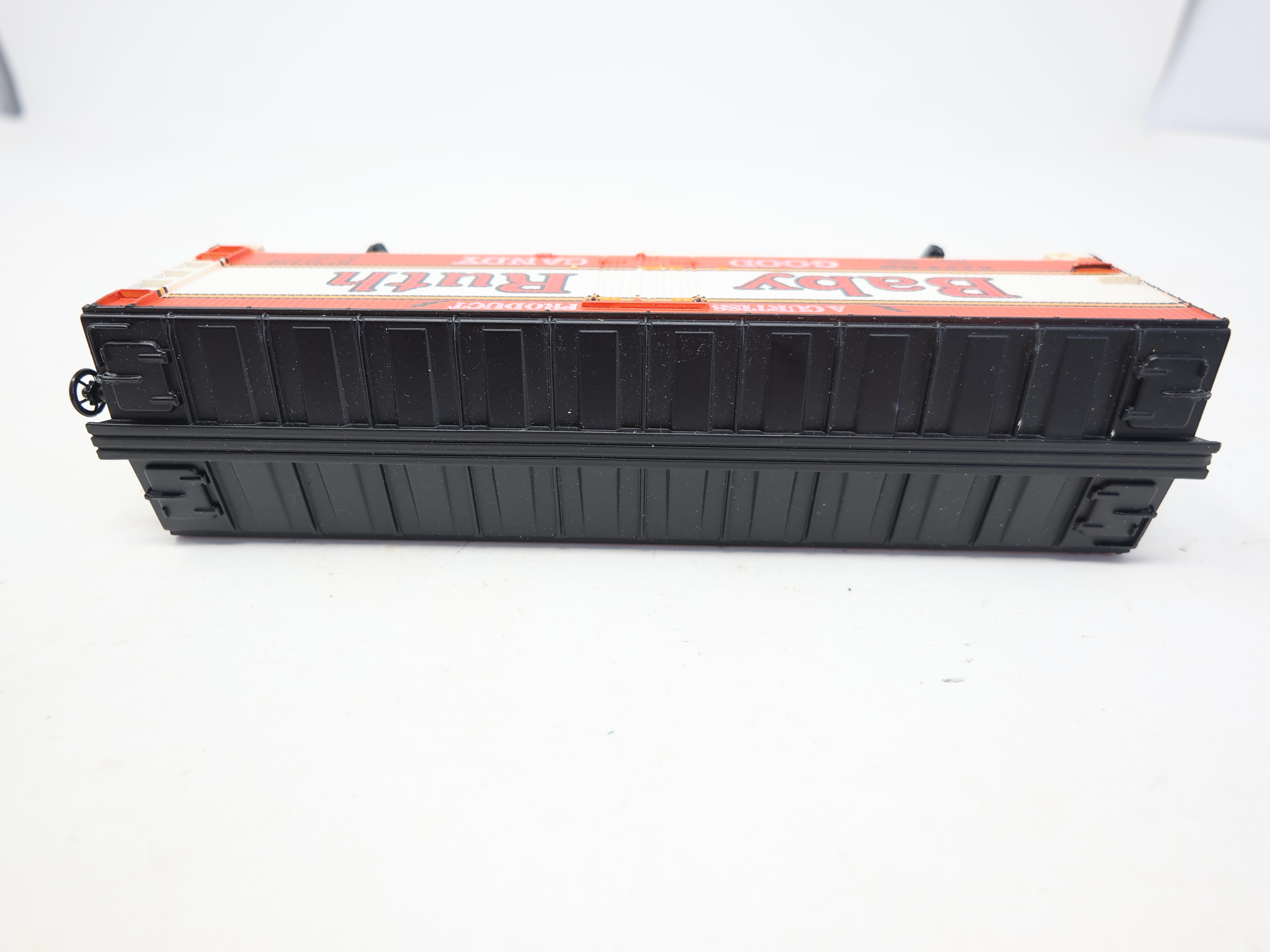 USED Tyco HO Scale, 40' Billboard Reefer, Baby Ruth NADX #5342