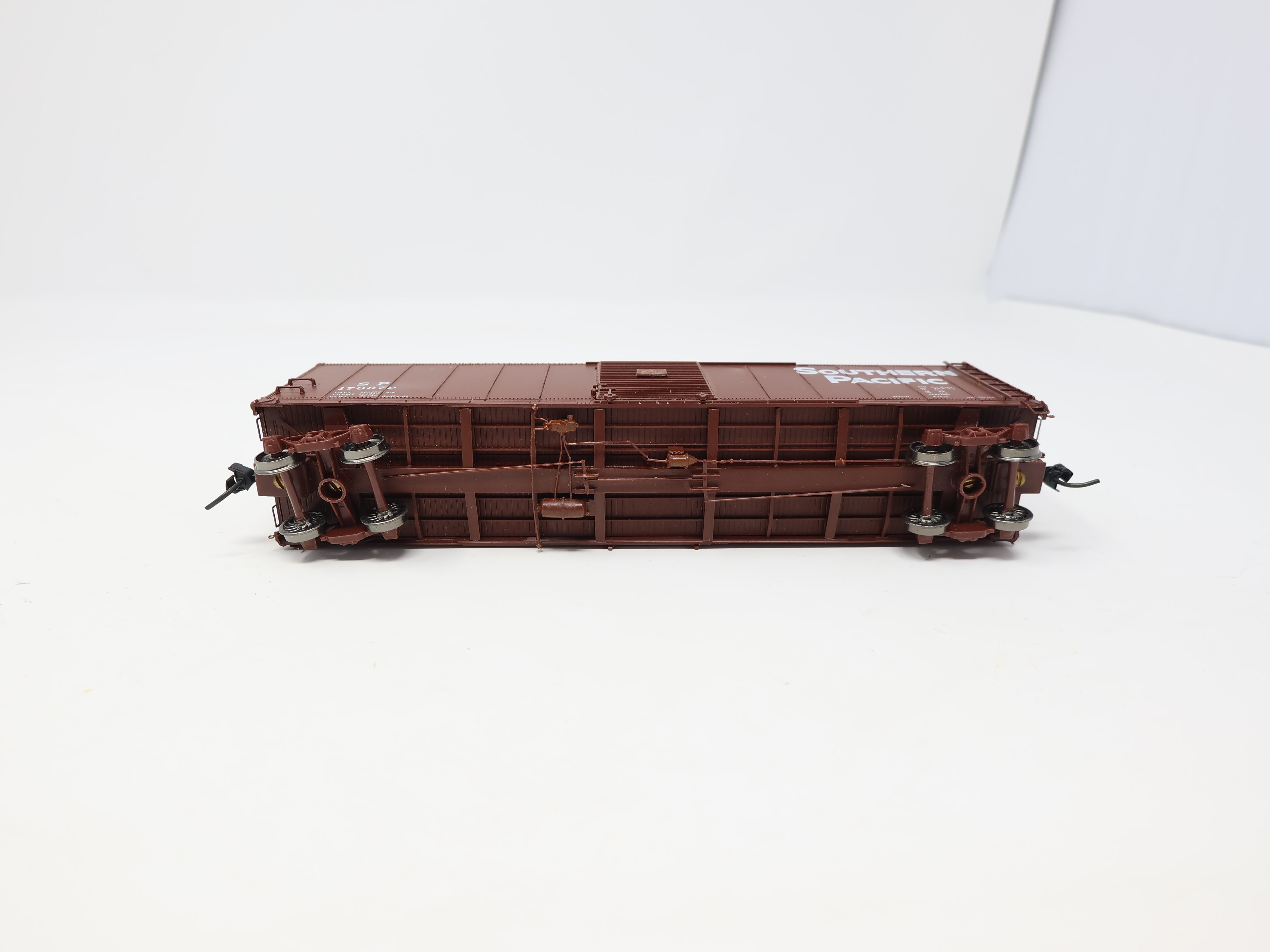 USED Life-Like HO Scale, Proto 2000 50' Single Door Box Car, Southern Pacific SP #170372