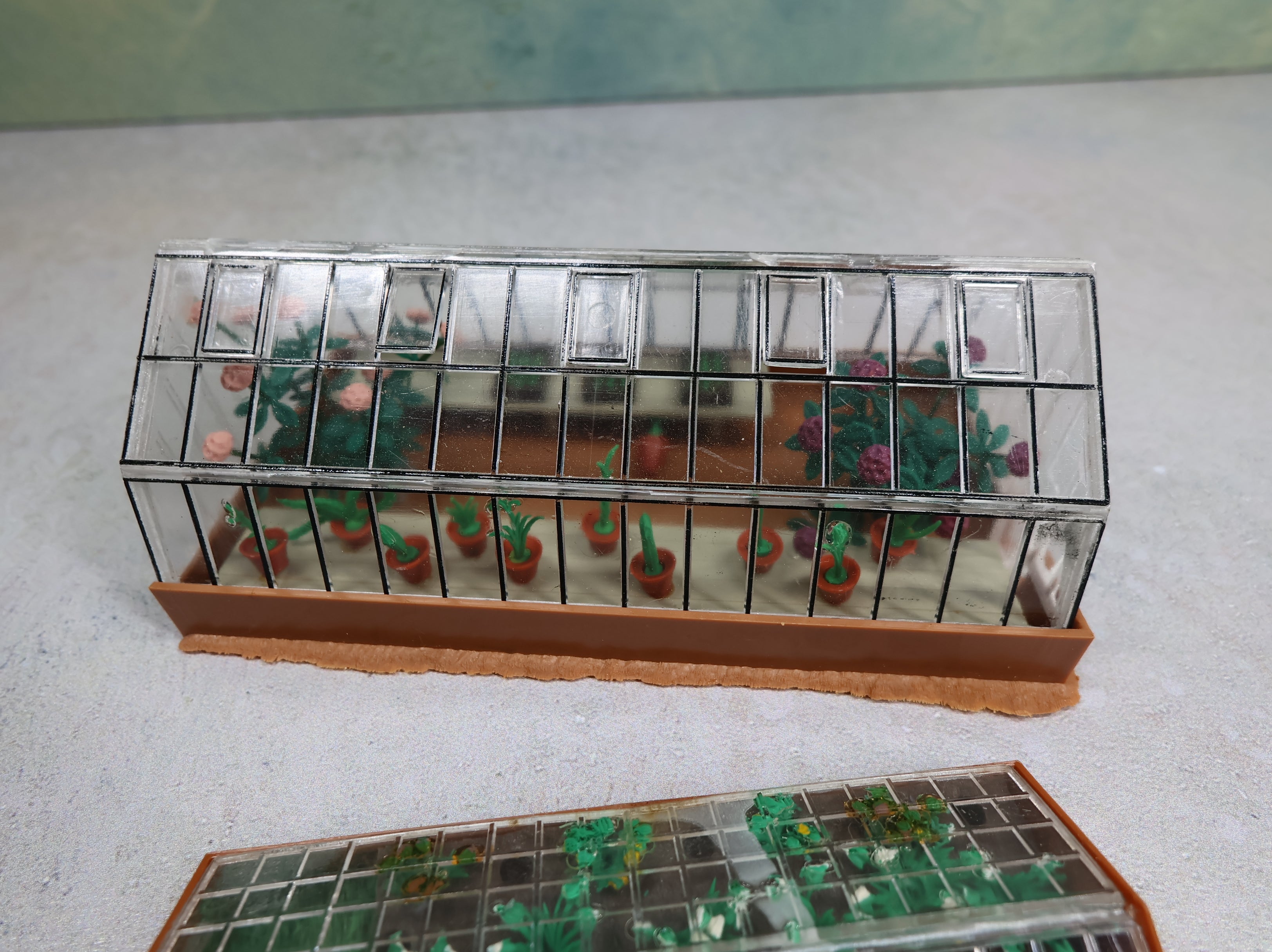 USED Faller HO Scale Greenhouse w/ Planters Buidling