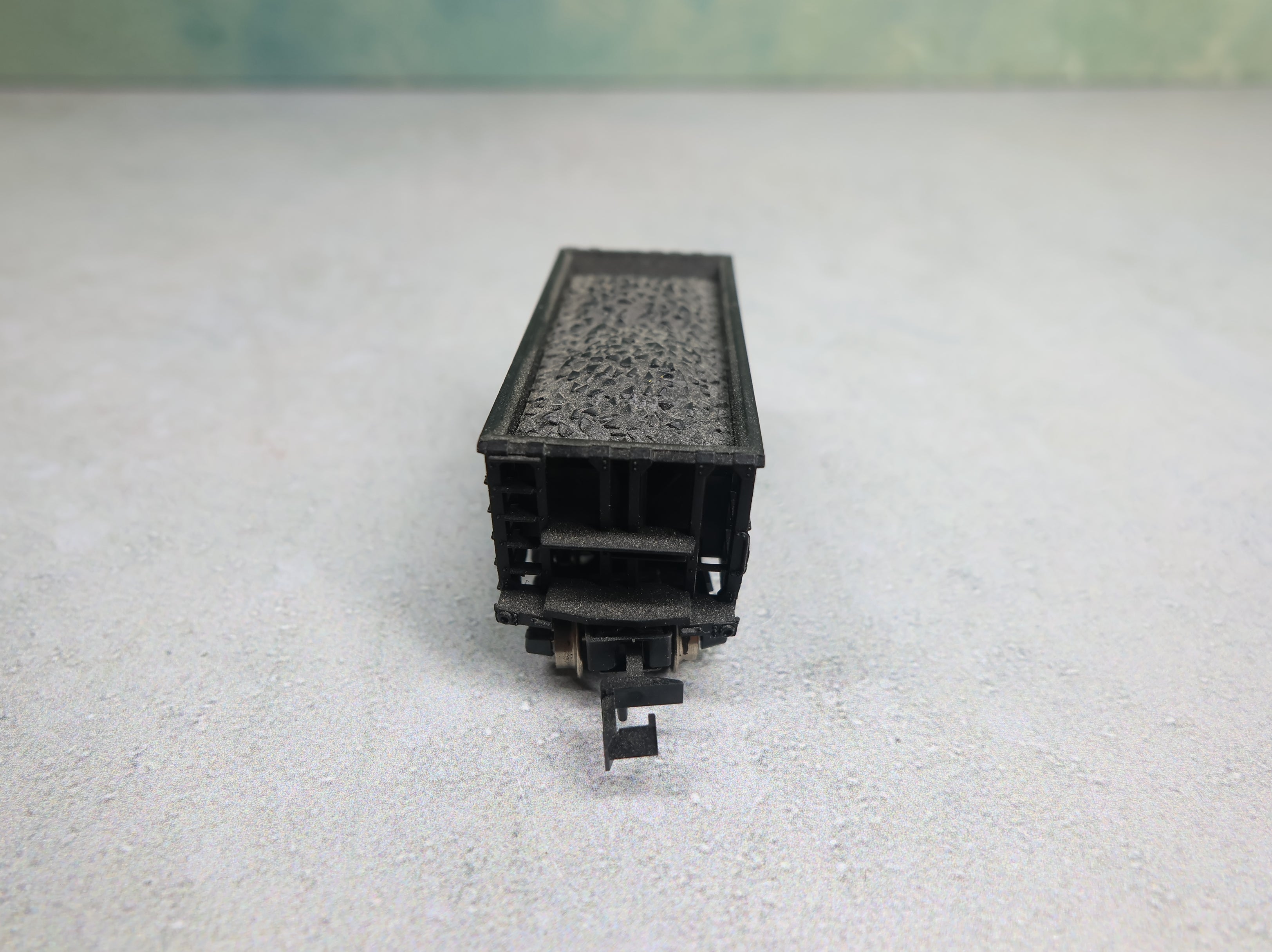 USED Atlas N Scale Ore Car Duluth Missabe & Iron Range #32816 w/ Load