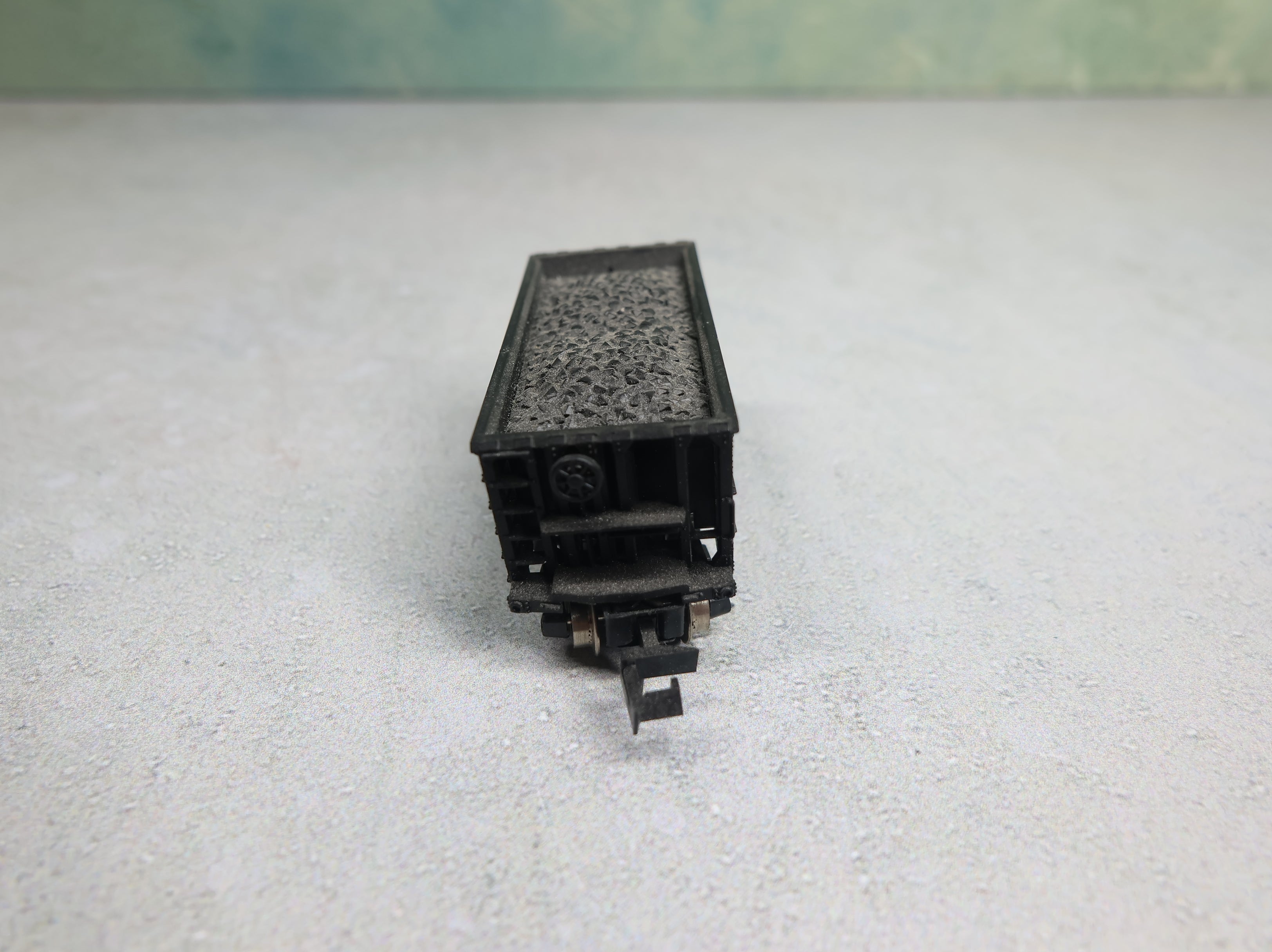 USED Atlas N Scale Ore Car Duluth Missabe & Iron Range #32816 w/ Load