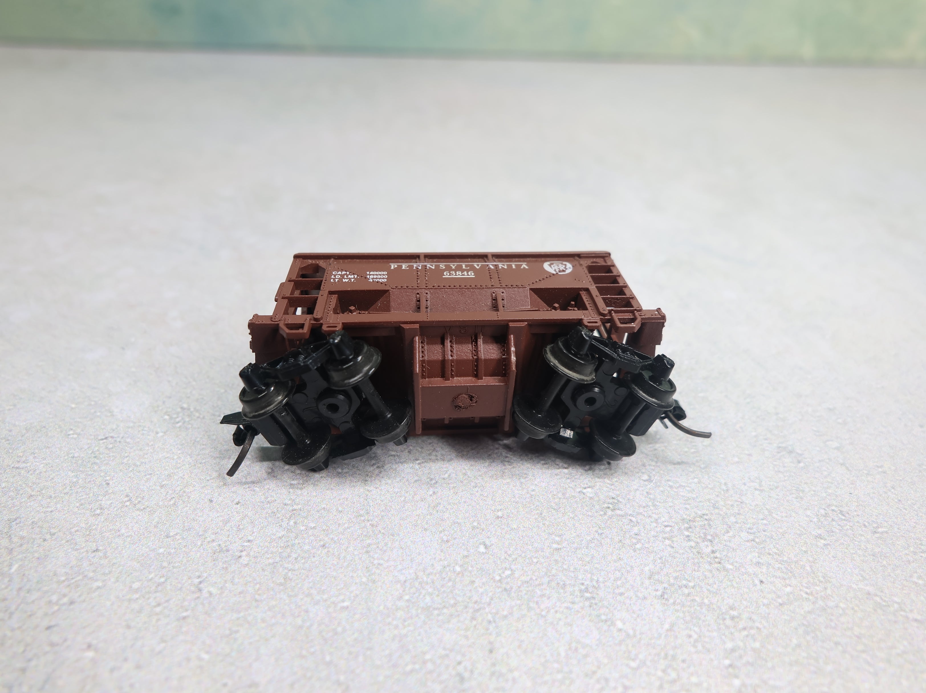 USED Atlas N Scale Ore Car Pennsylvania #63846 w/ Load