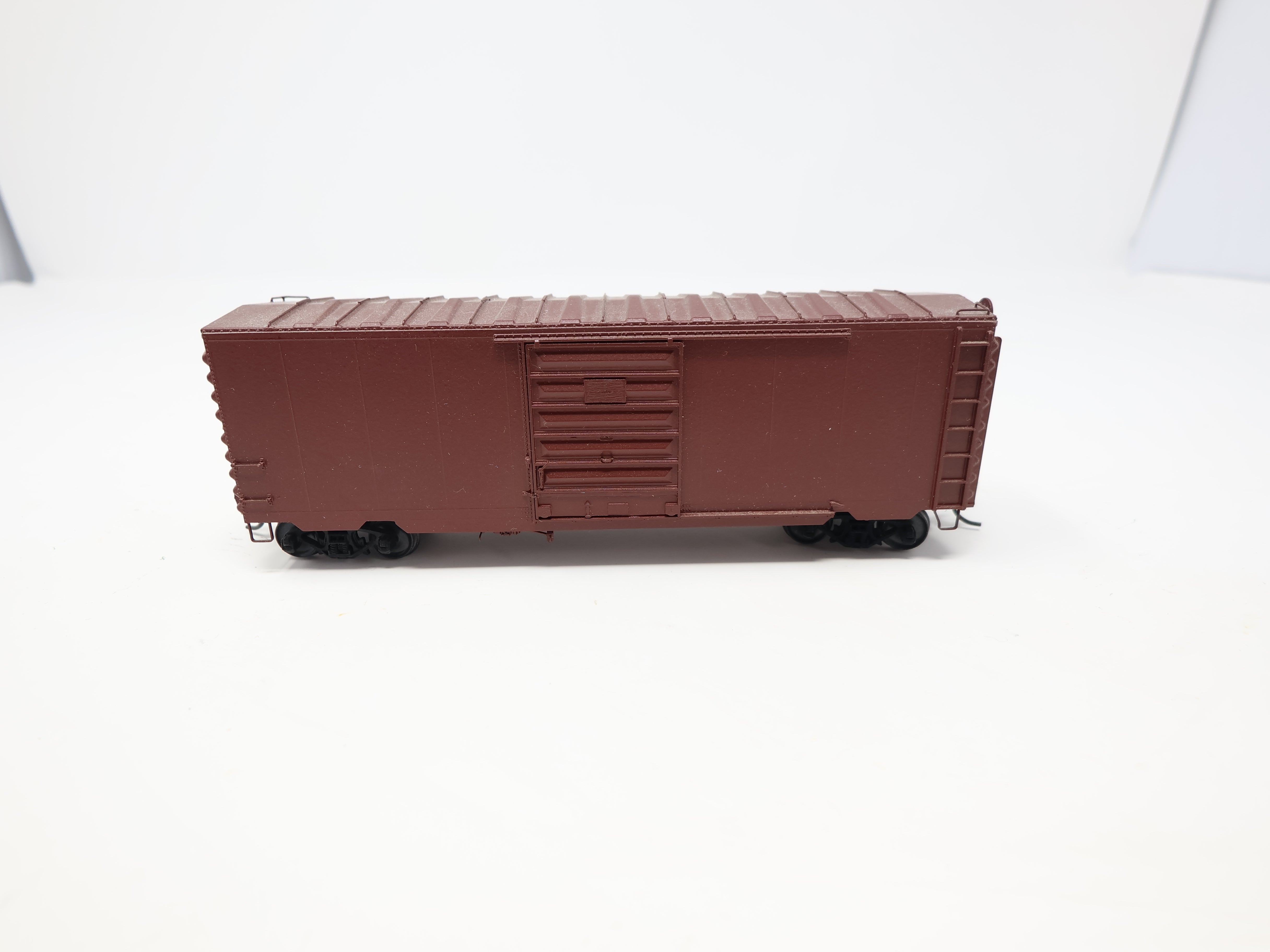 USED HO Scale, Undecorated 40' Box Car
