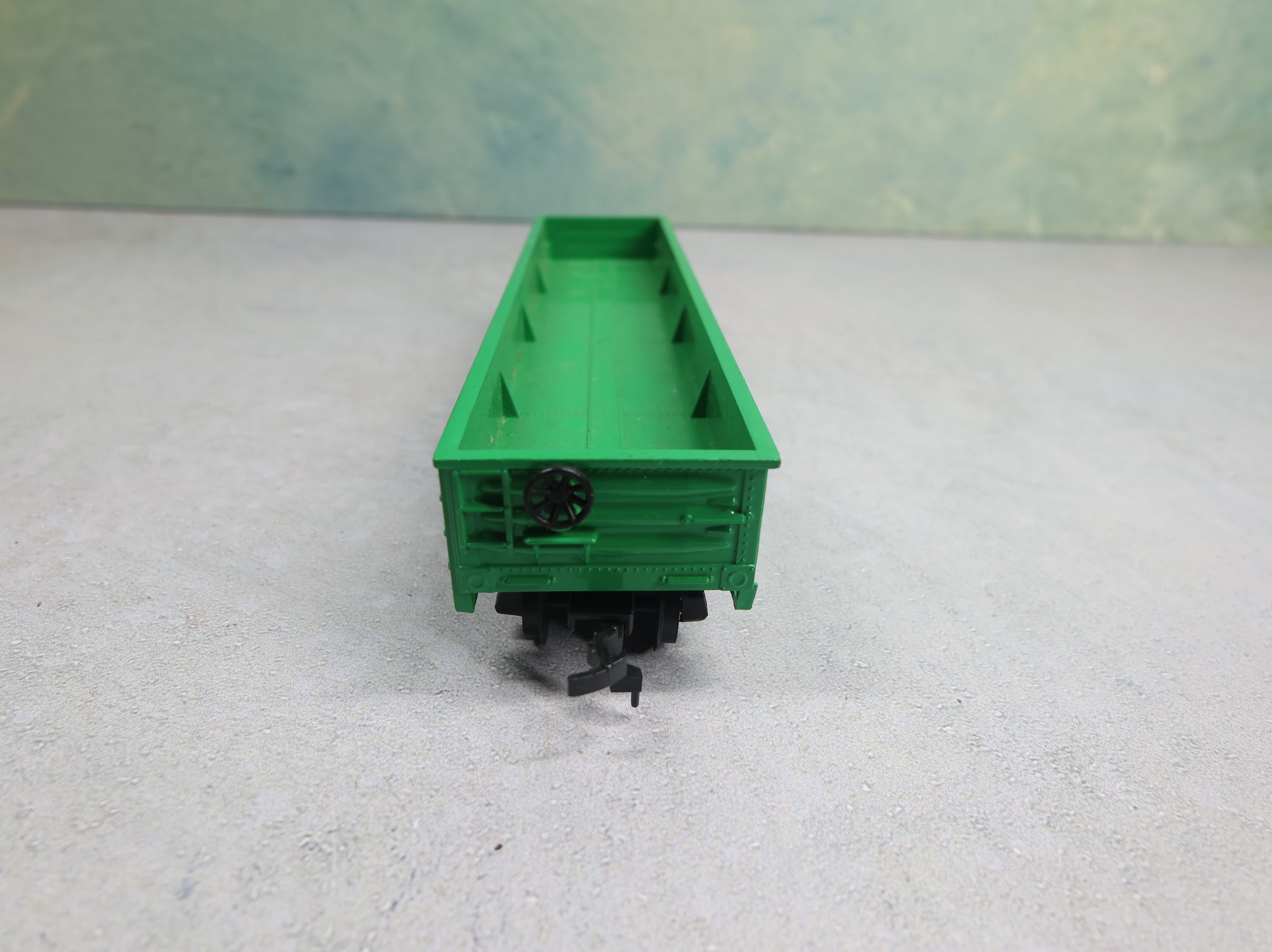 USED Bachmann HO Scale 40' Gondola Burlington Northern BN #553557