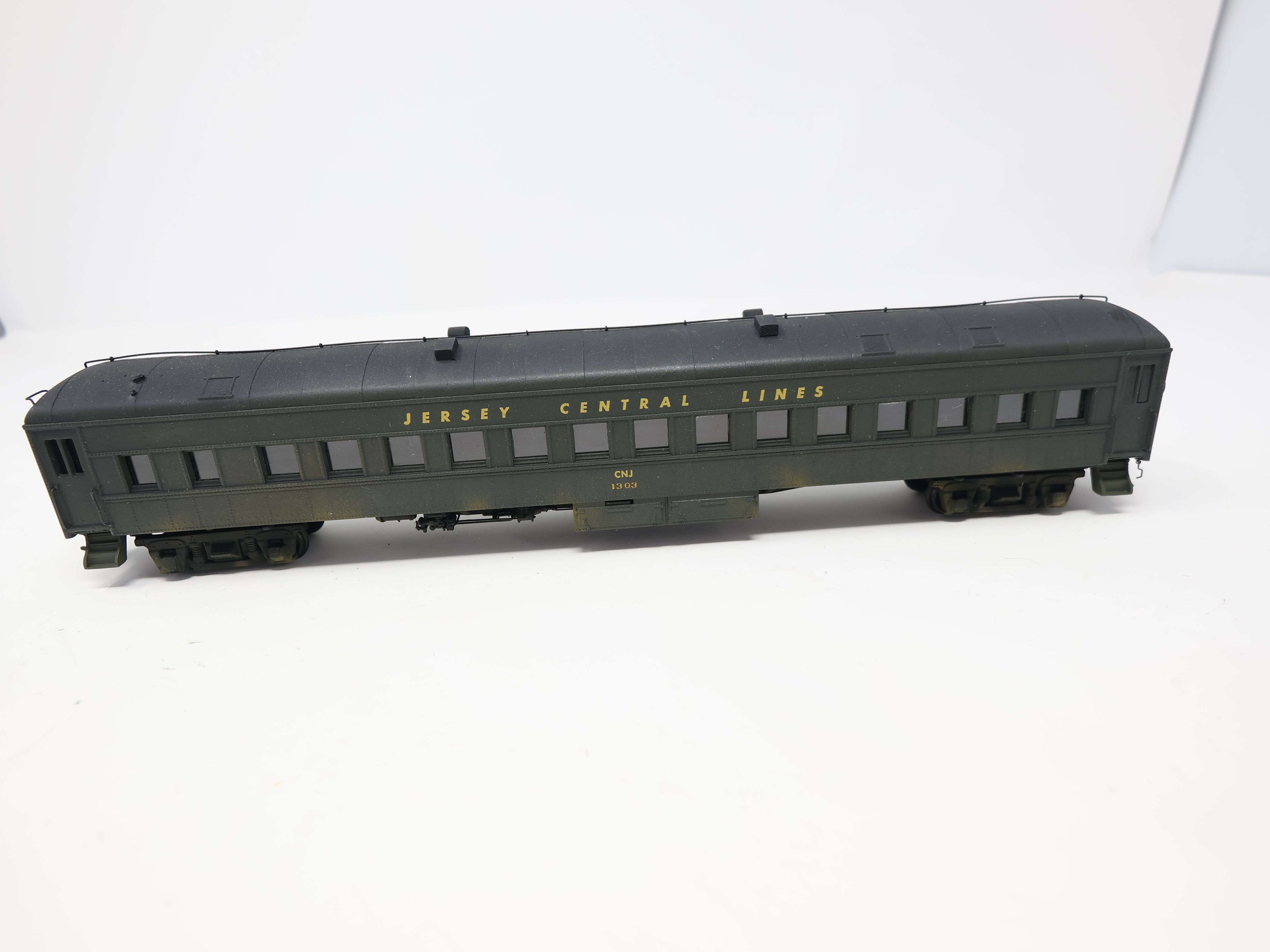 USED HO Scale, Weathered Passenger Car, Central Railroad of New Jersey CNJ #1303