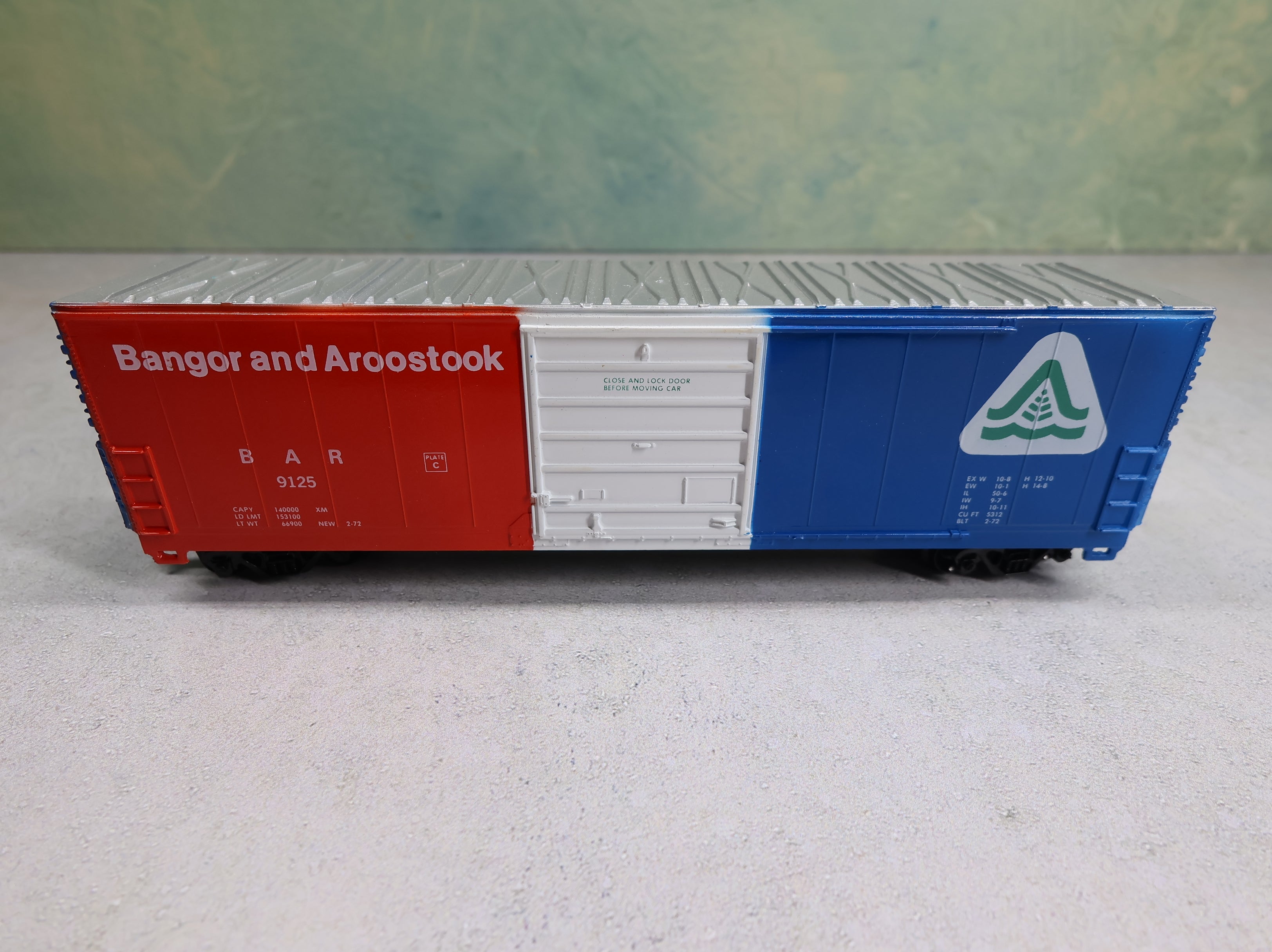 USED Life-Like HO Scale 50' Steel Box Car Bangor and Aroostook BAR #9125