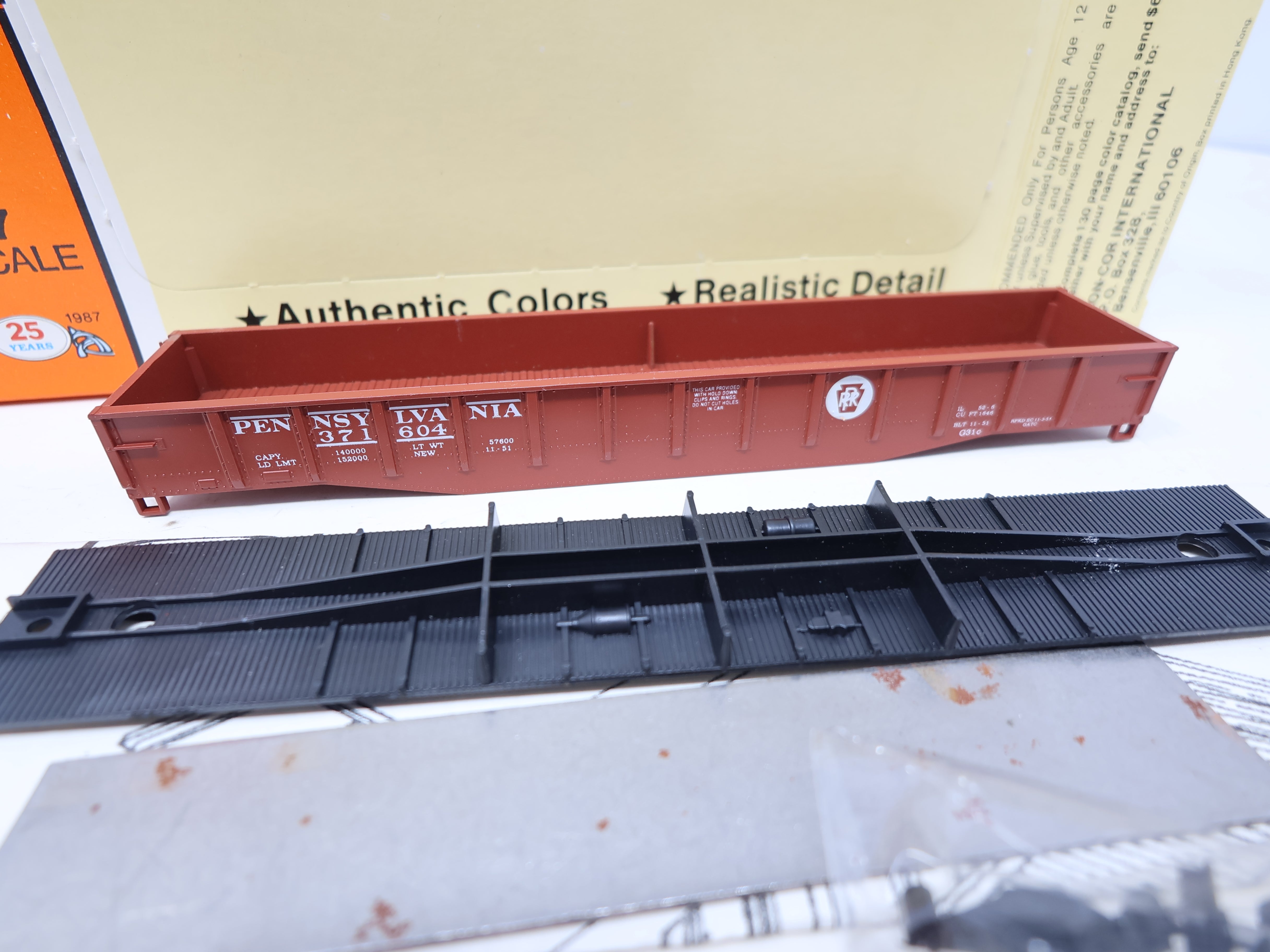 USED Con-Cor HO Scale, 54' Mill Gondola, Pennsylvania PRR #371604 (KIT)