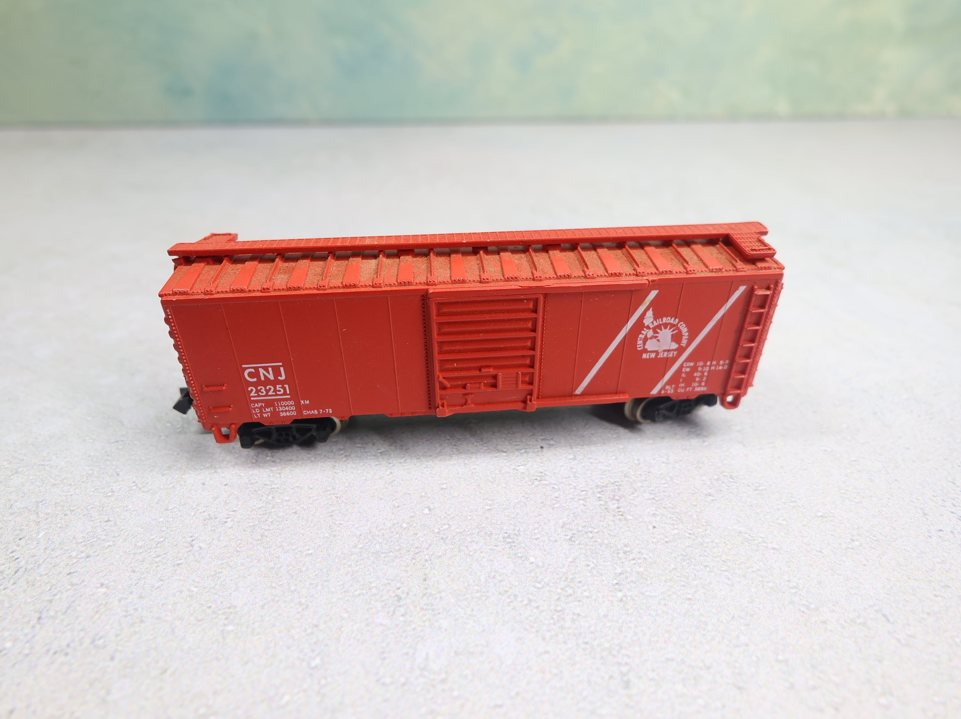 USED Atlas N Scale 40' Box Car Jersey Central CNJ #23251