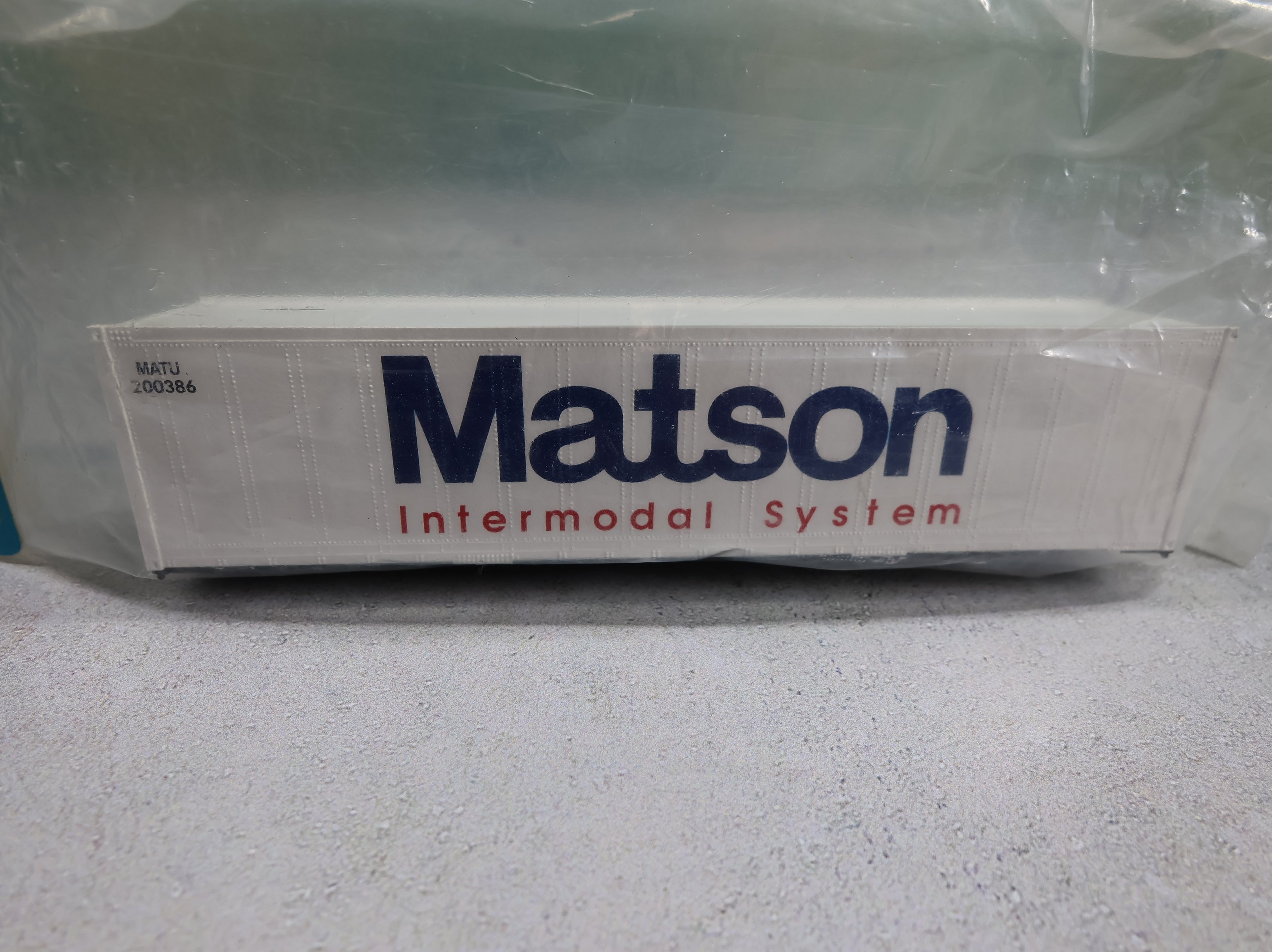 Athearn 5725 HO Scale 40' Smooth-Side Container Matson #200386