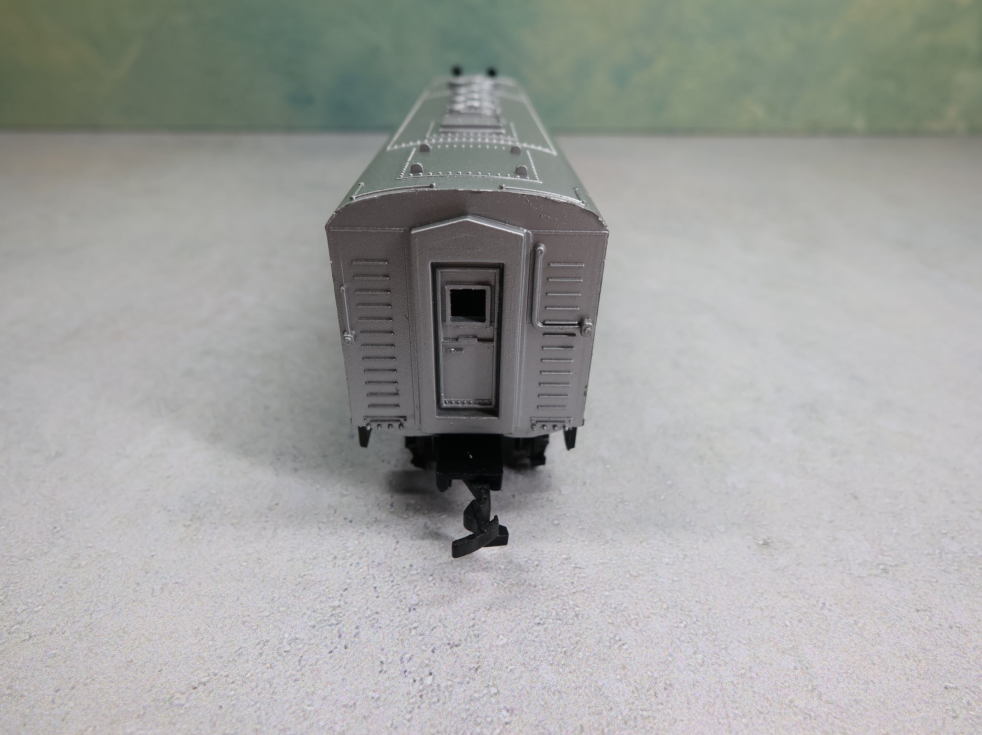USED Bachmann HO Scale EMD F9A Diesel Locomotive Burlington Northern #9710 Runs Great DC