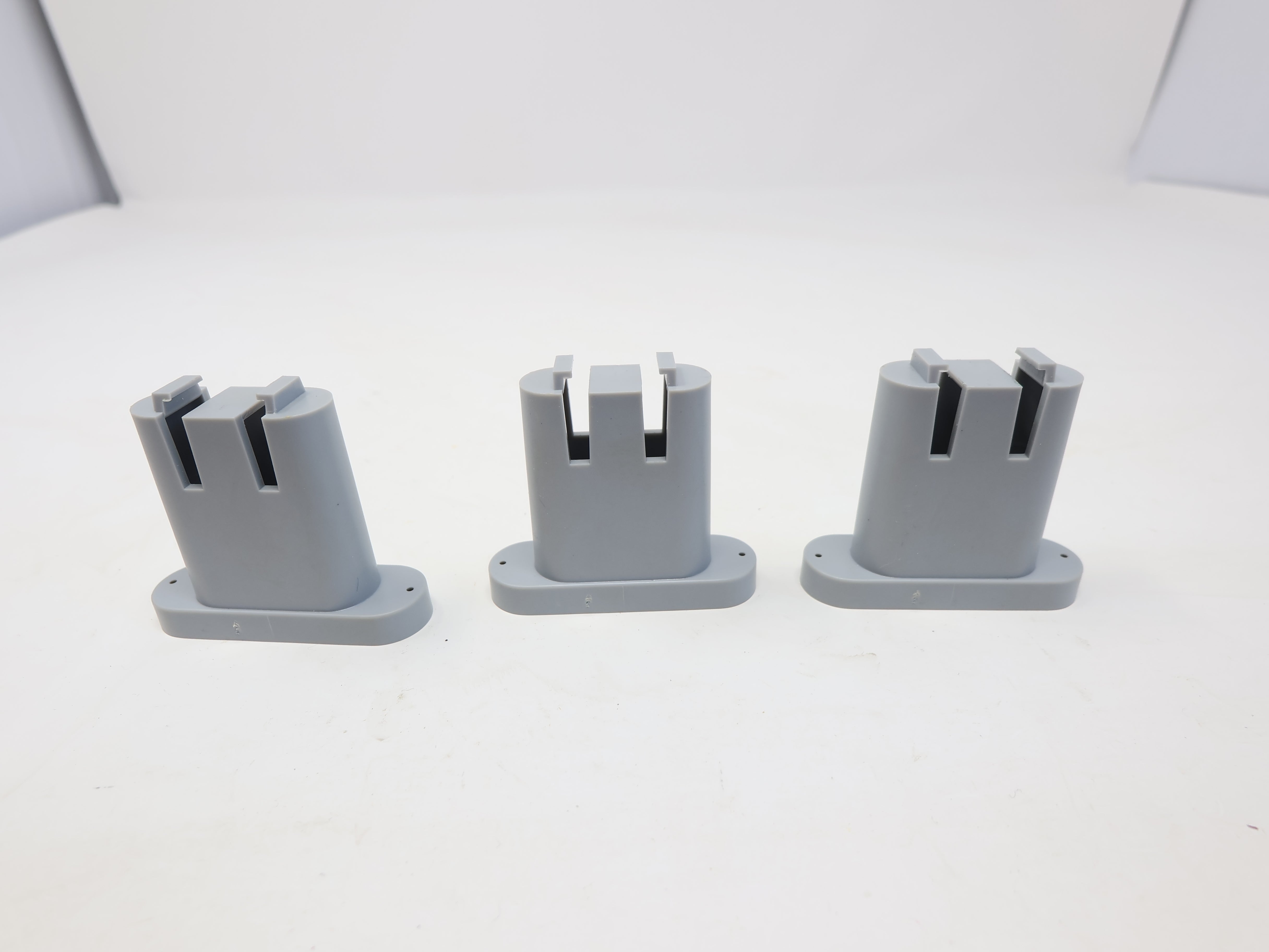 USED Atlas 2543 N Scale, 3 Piece Bridge Piers