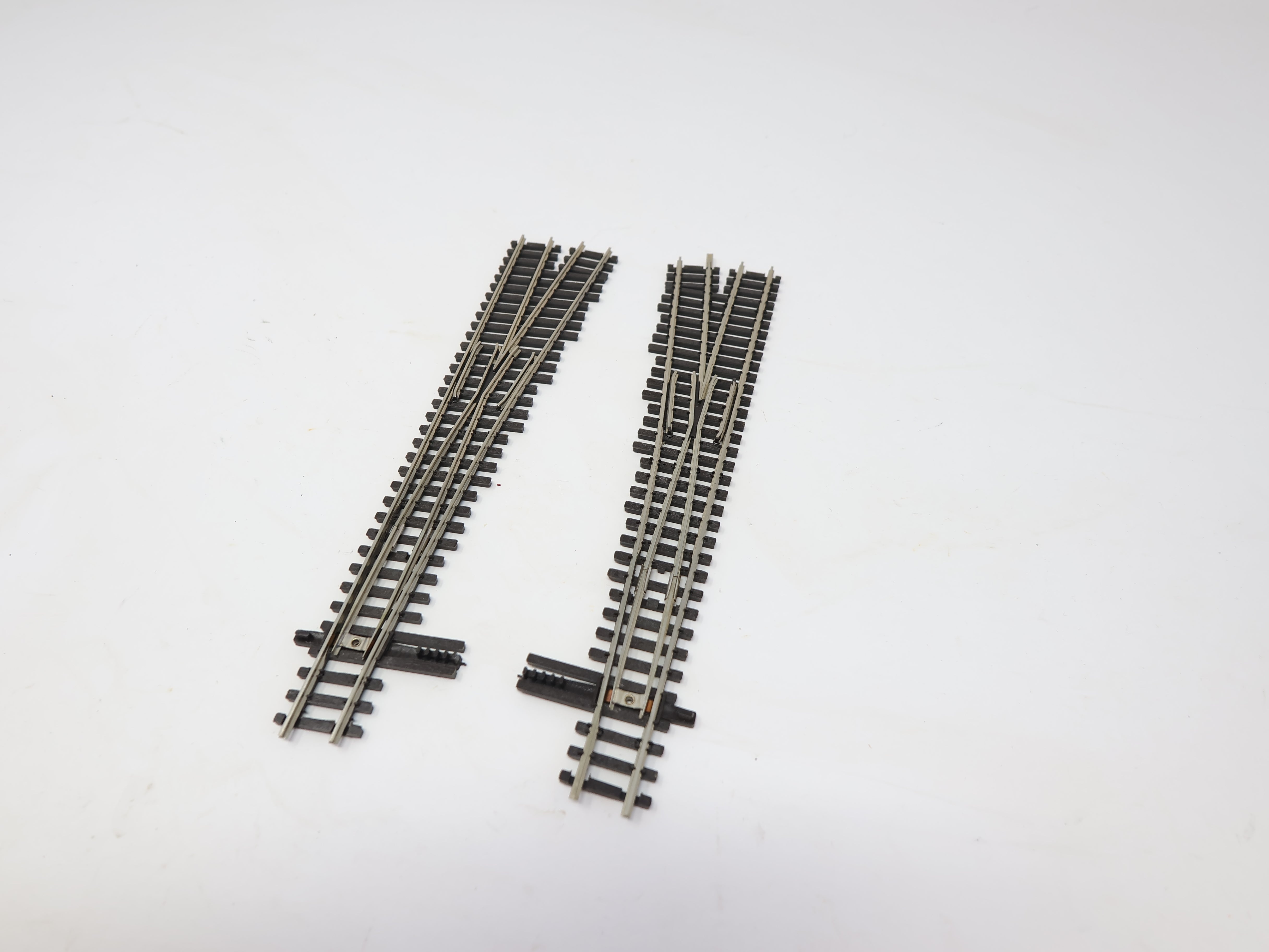 USED Yokohama Shinohara N Scale, Lot of 2 #6 Switches (1 Left & 1 Right)