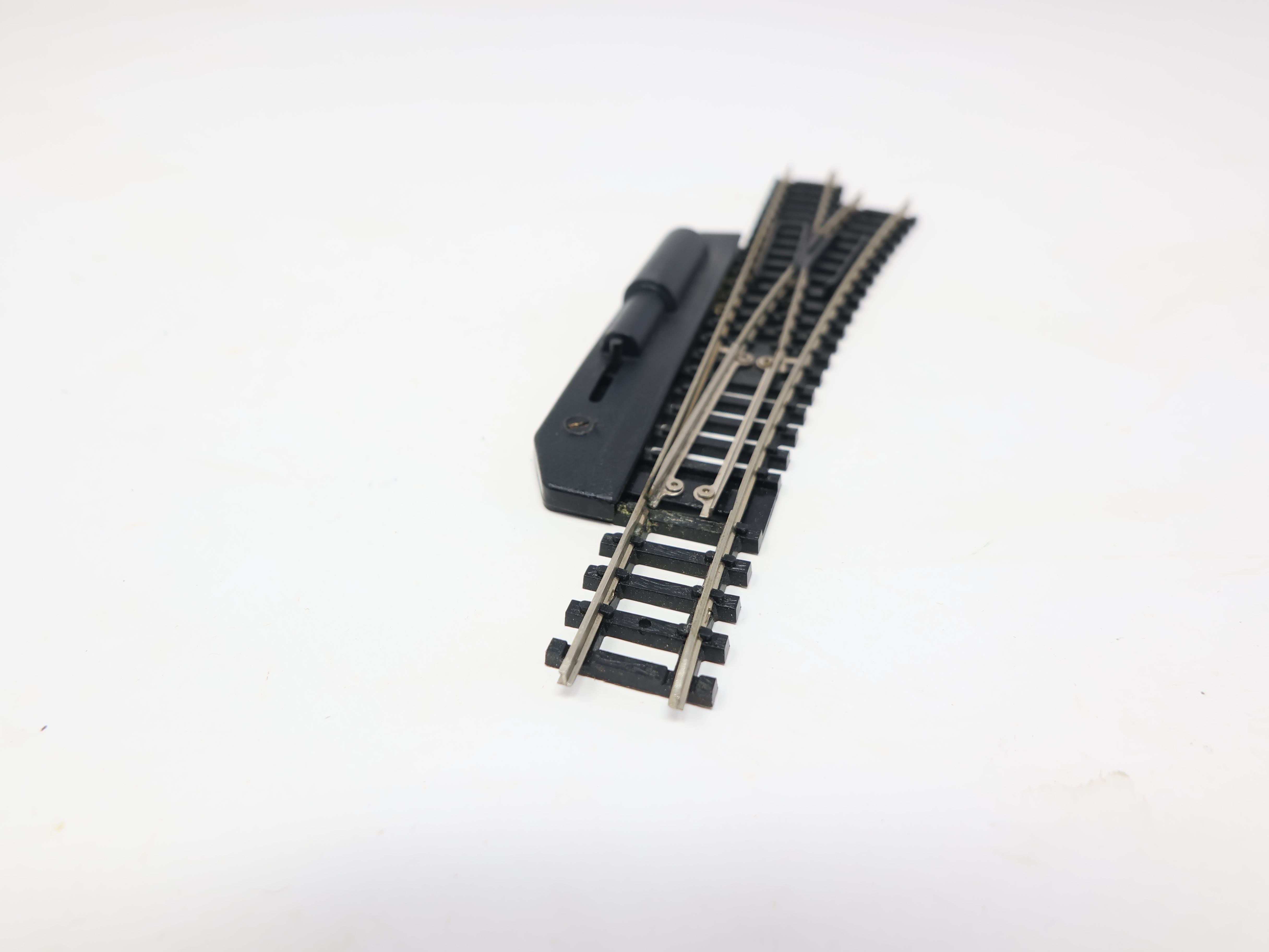 USED Bachmann 7659 N Scale, Right Hand 19'' Raidus Curve Switch
