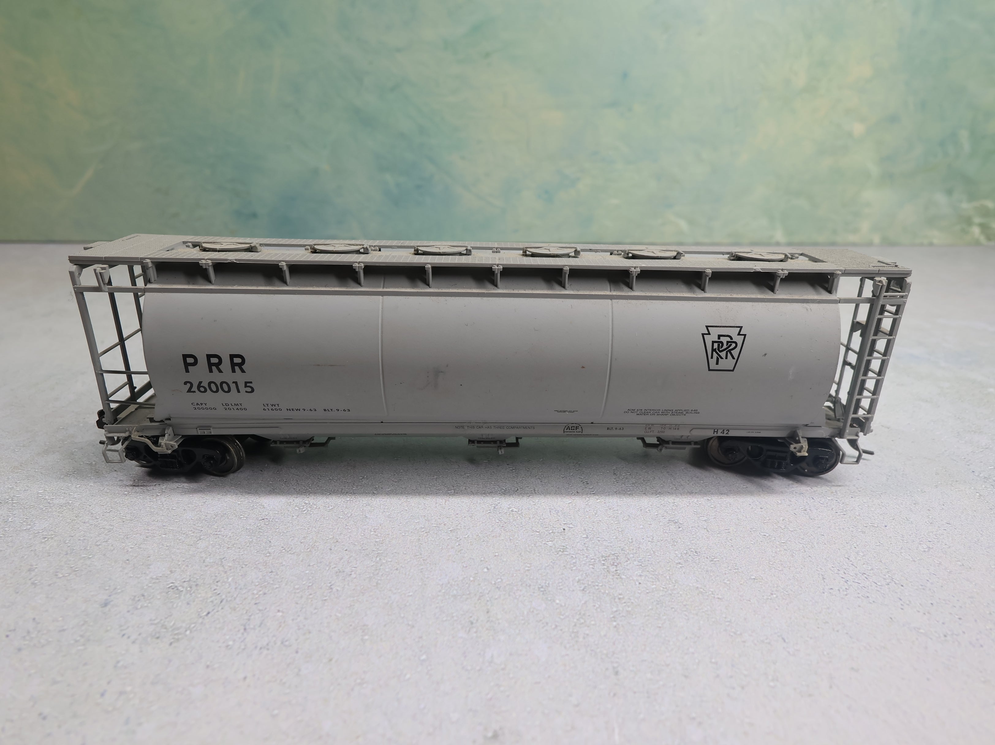 USED Atlas HO Scale ACF 3 Bay Cylindrical Hopper Pennsylvania PRR #260015