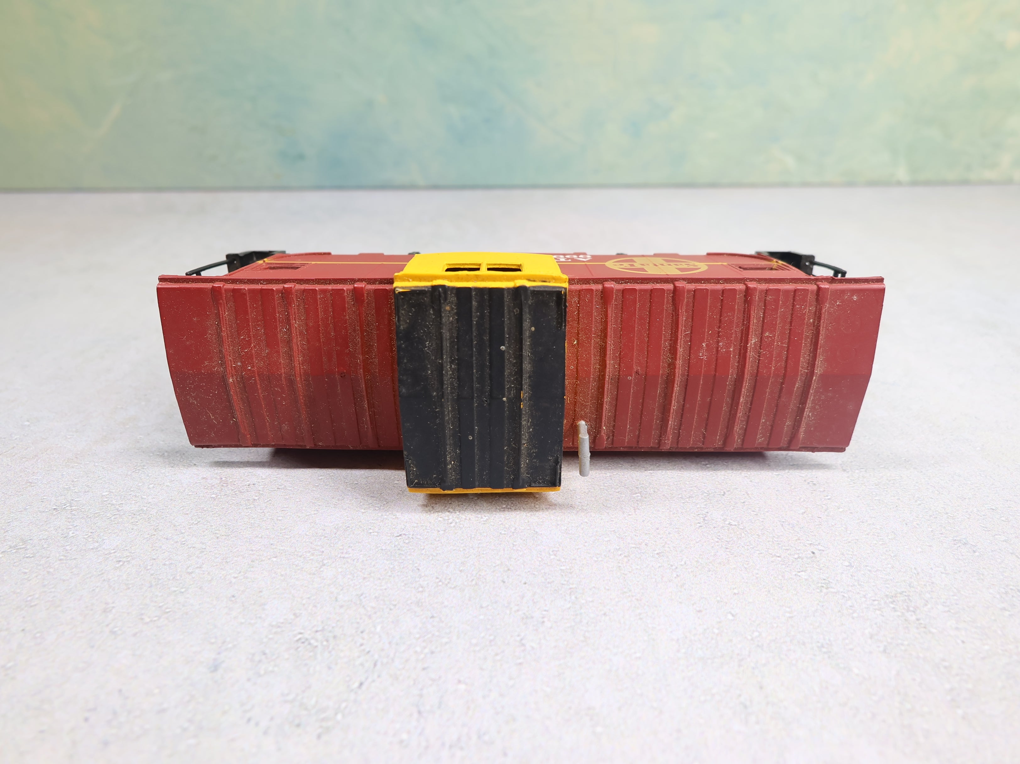 USED Bachmann HO Scale Caboose Santa Fe ATSF #999628