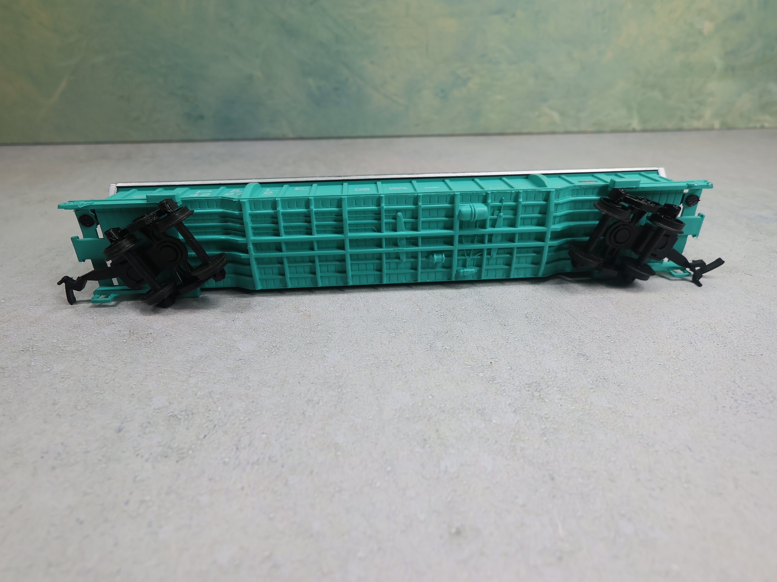 USED Bachmann HO Scale Coil Car Pittsburgh and Lake Erie P&LE #42279