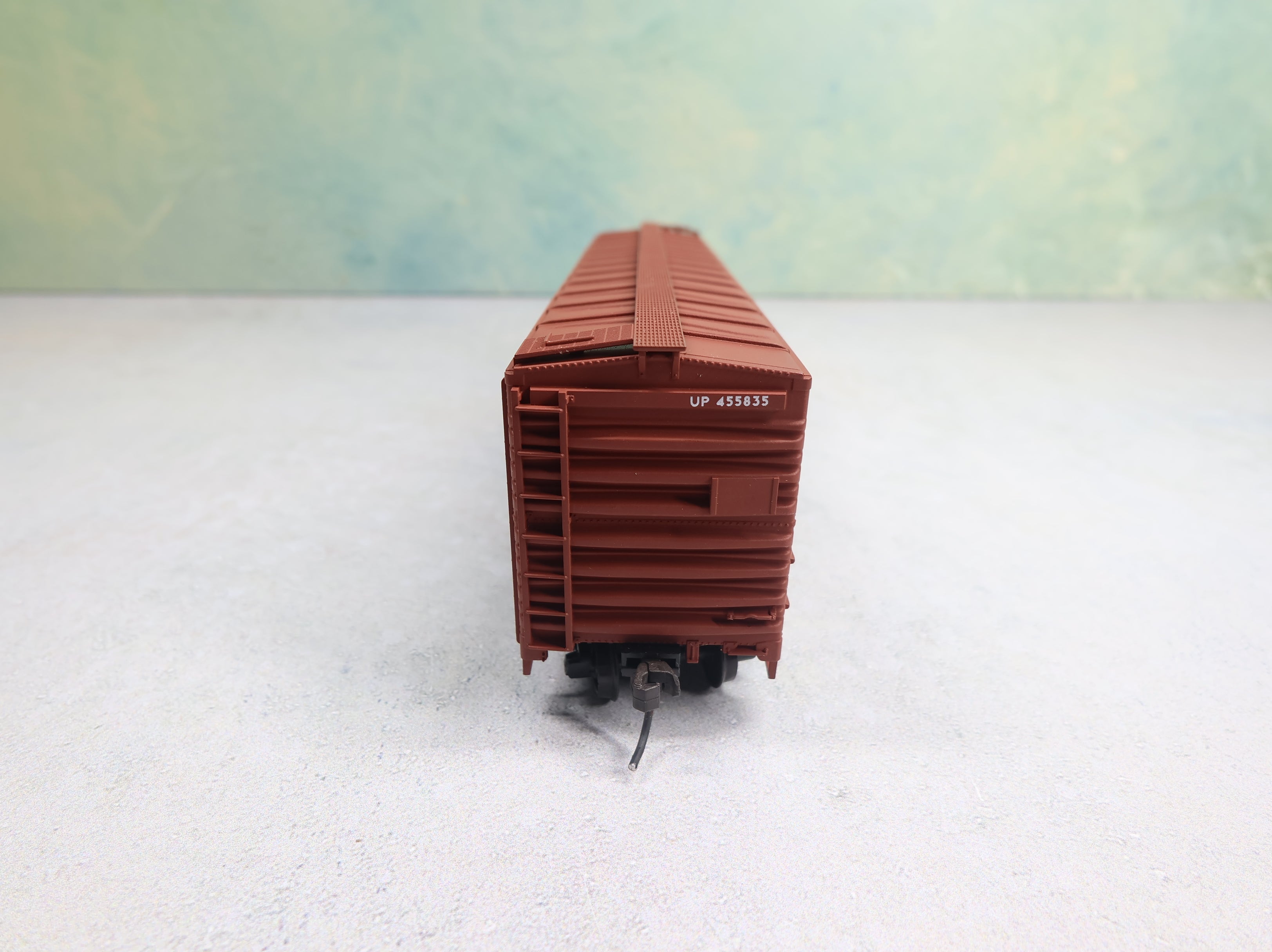 USED Accurail 5275 HO Scale 50' AAR Double Door Box Car Union Pacific UP #455835