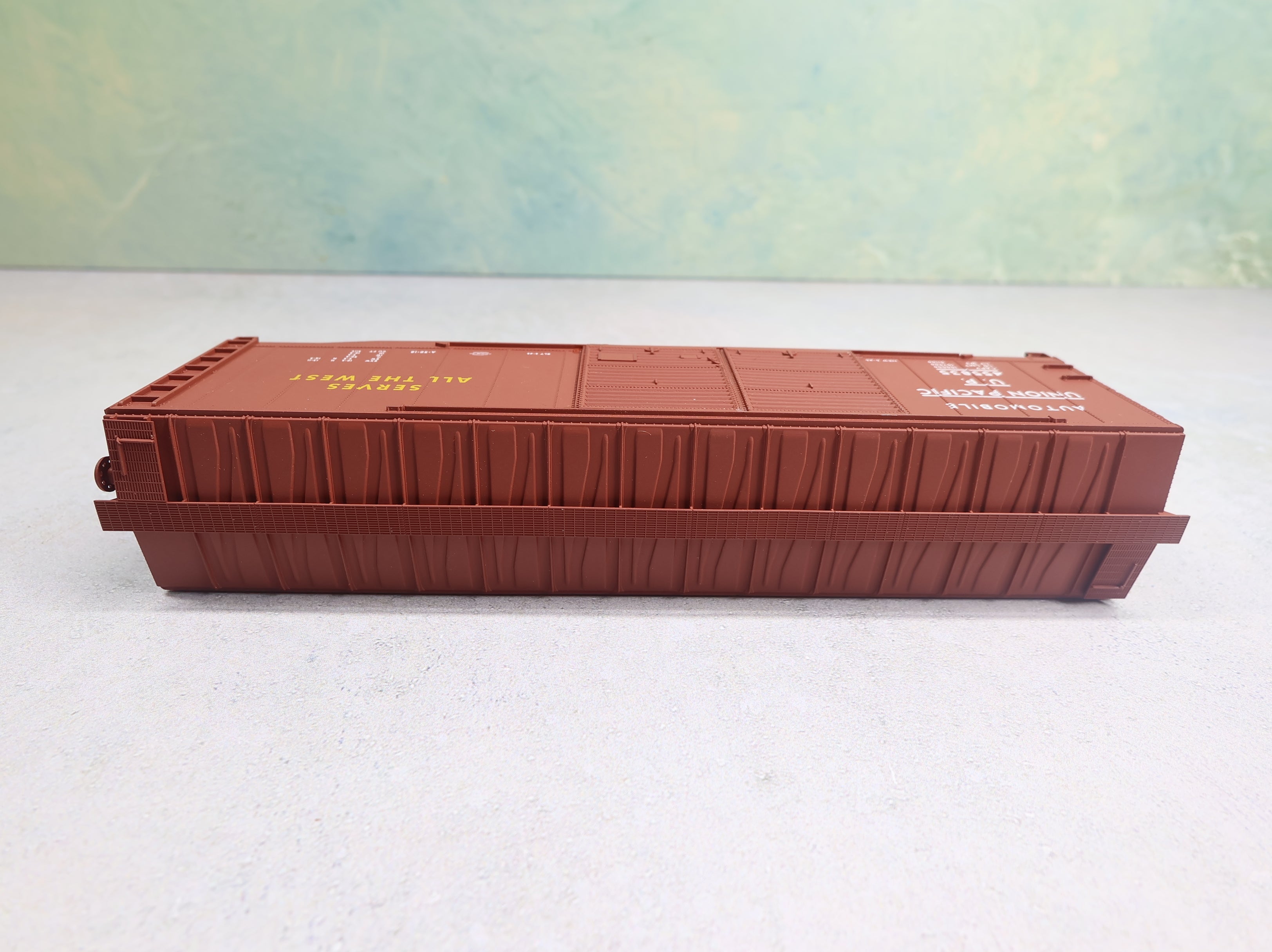 USED Accurail 5275 HO Scale 50' AAR Double Door Box Car Union Pacific UP #455835
