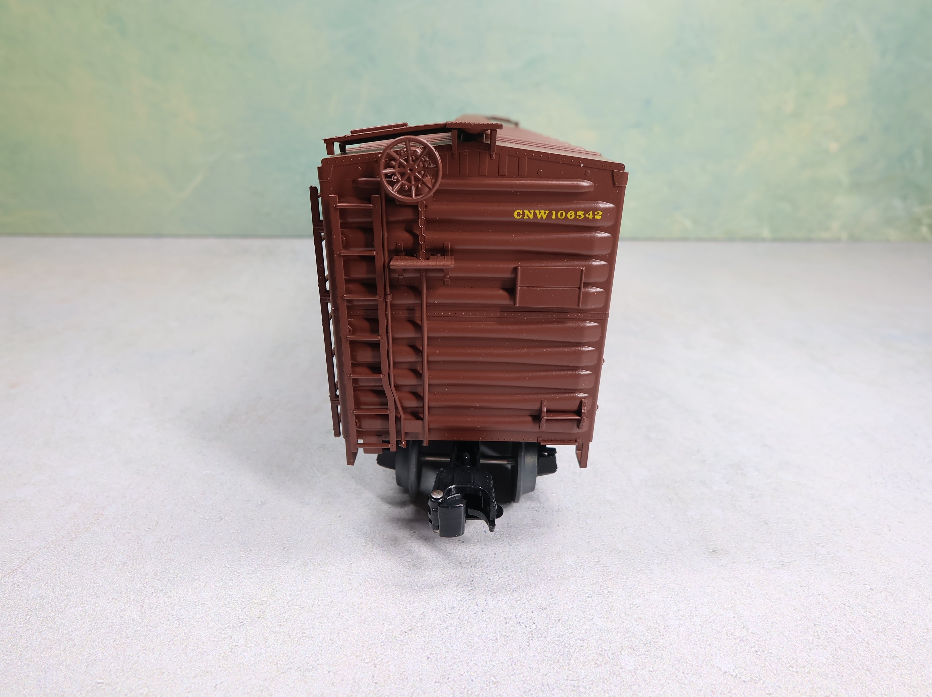 USED Weaver O 40' PS-1 Box Car Chicago & North Western CNW #106542